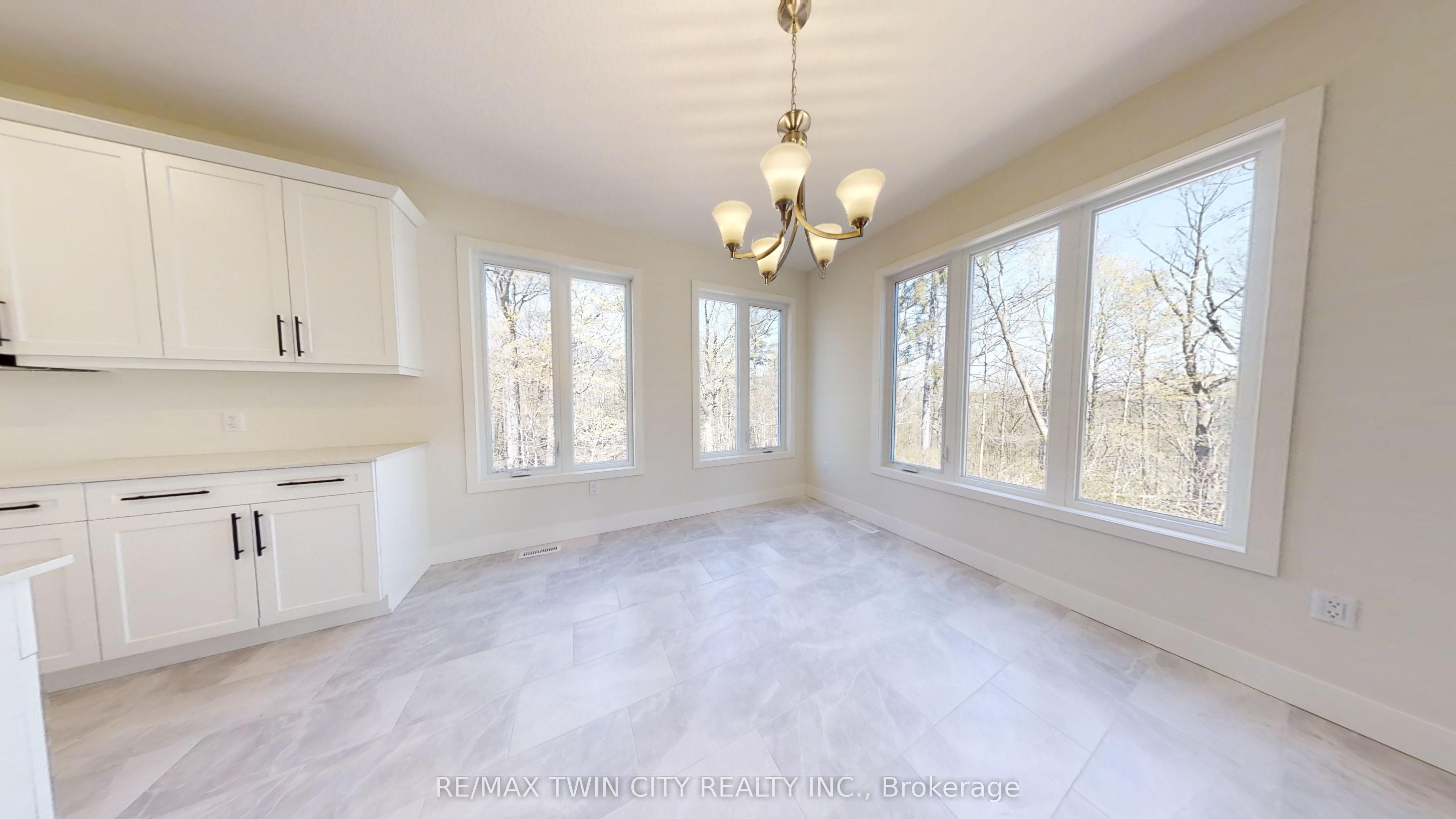 106 Christopher Court Property Photo 4