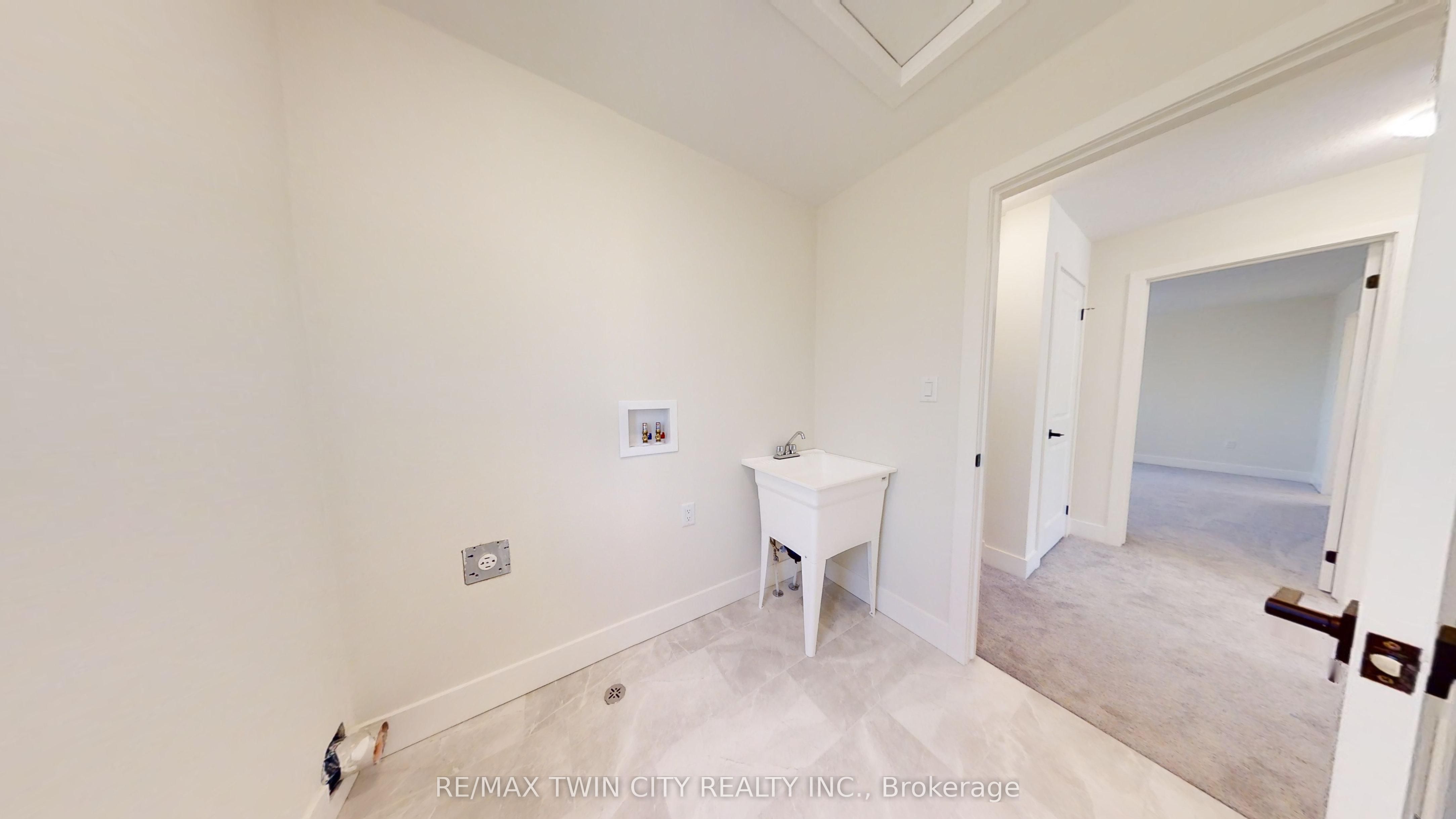 106 Christopher Court Property Photo 14