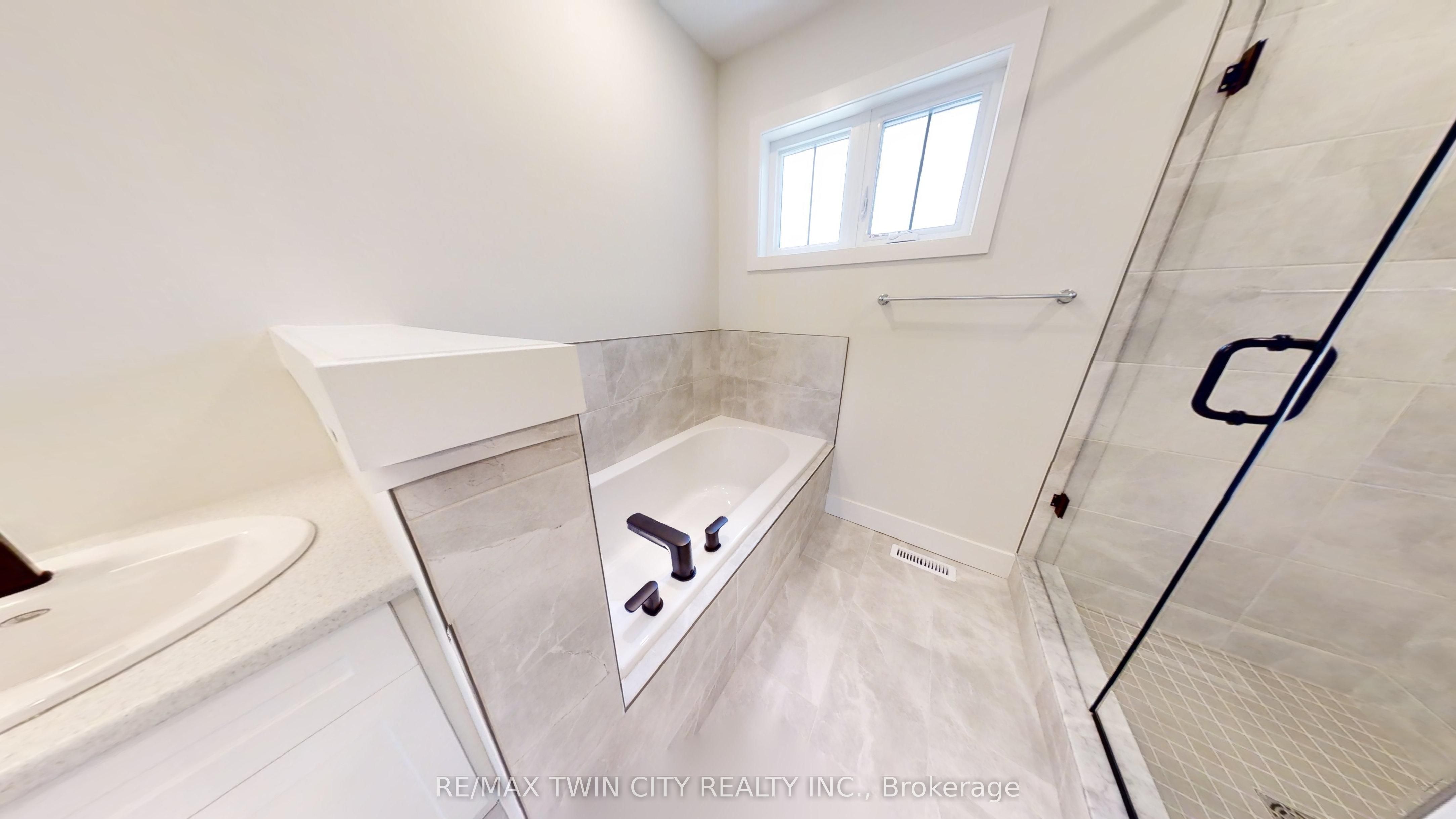 106 Christopher Court Property Photo 20