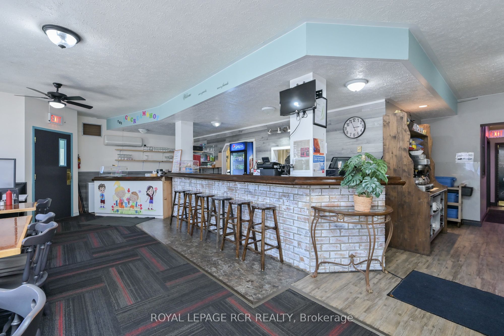 274 10th Street Property Photo 11
