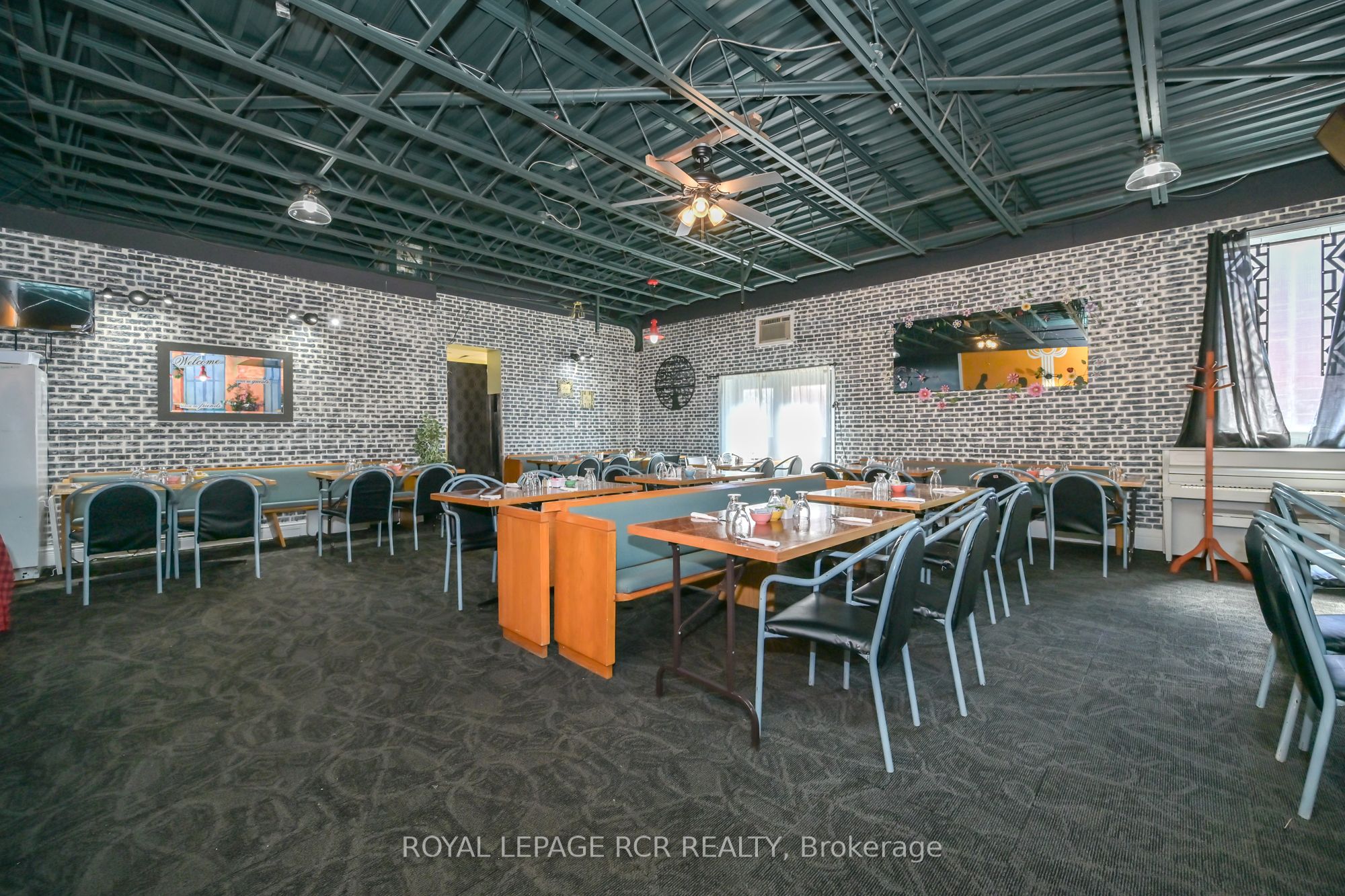 274 10th Street Property Photo 15