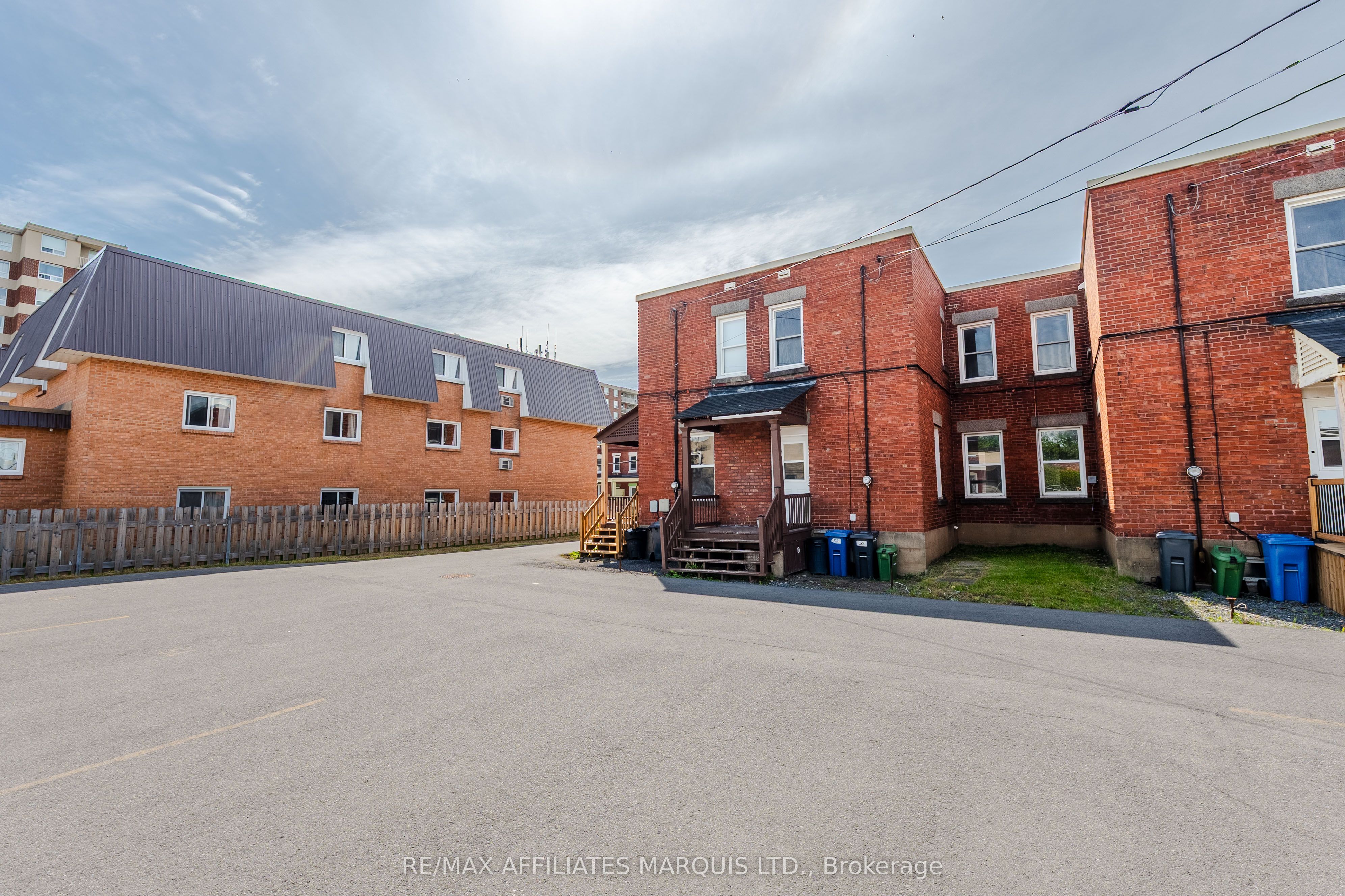 129 First Street W Property Photo 32
