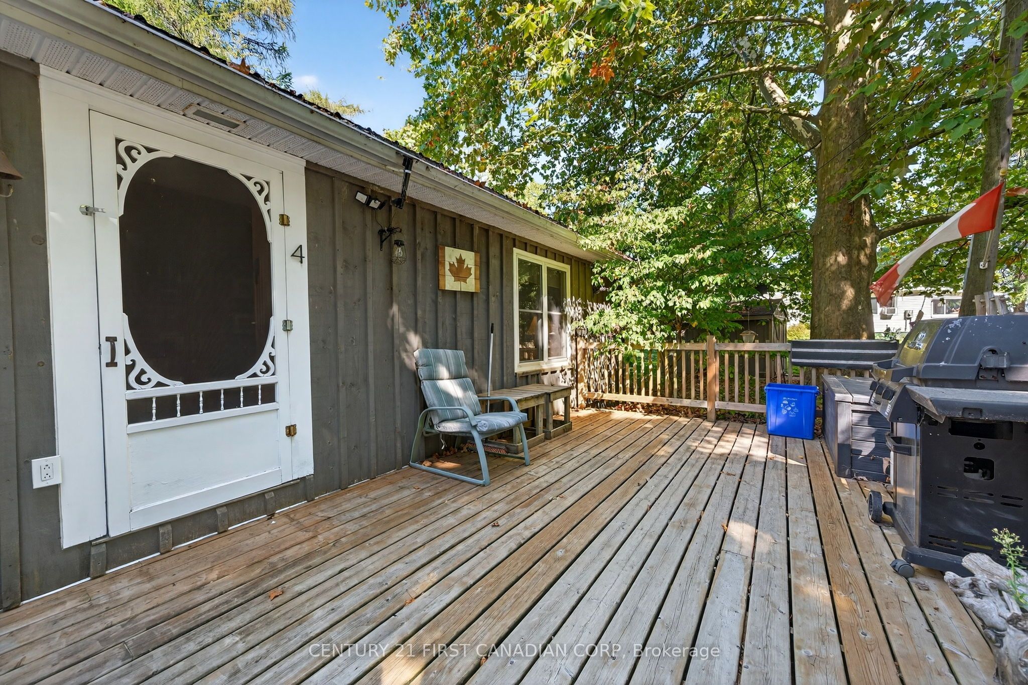 49075 Dexter Line 4 Property Photo 8