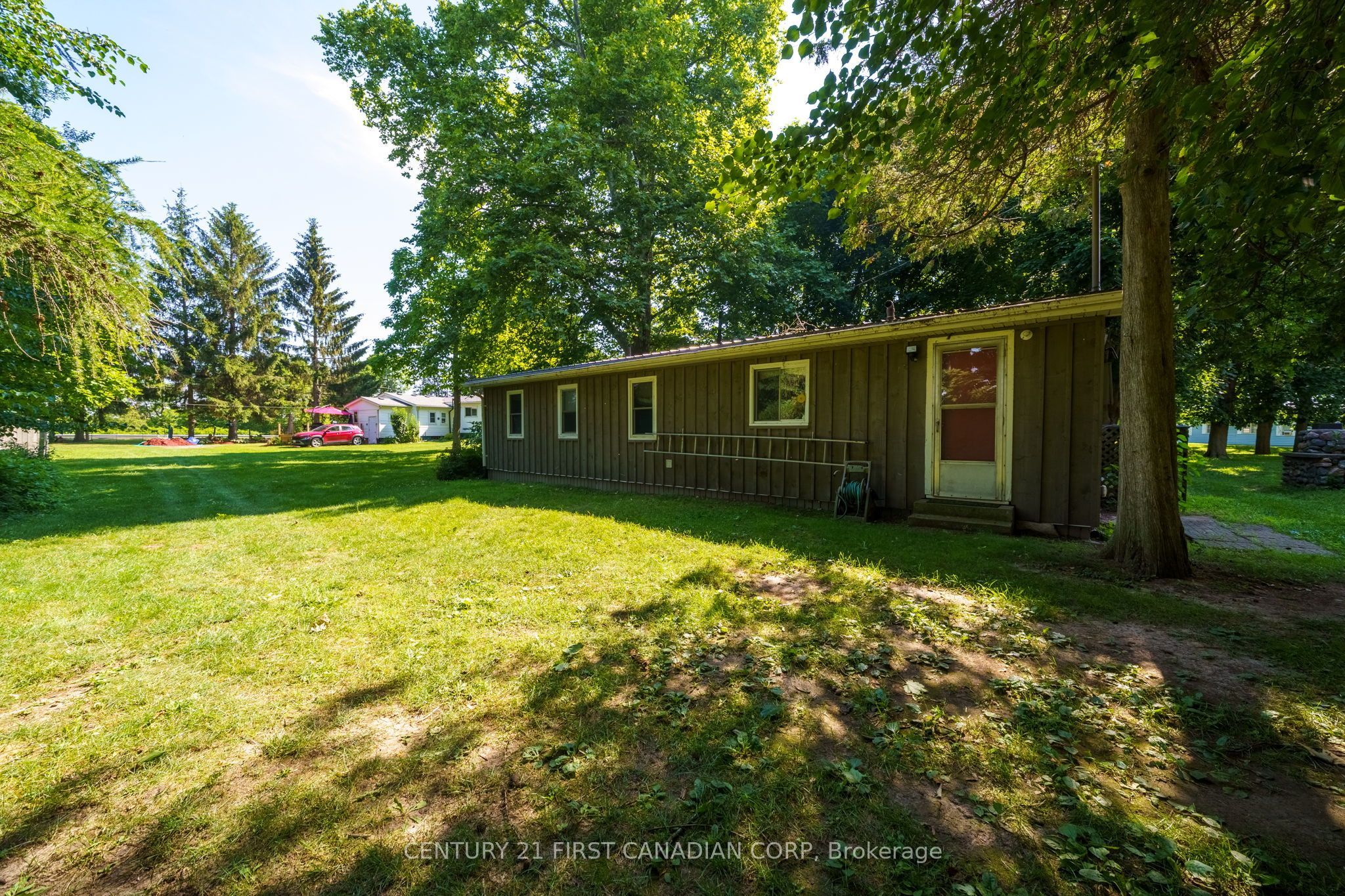 49075 Dexter Line 4 Property Photo 22