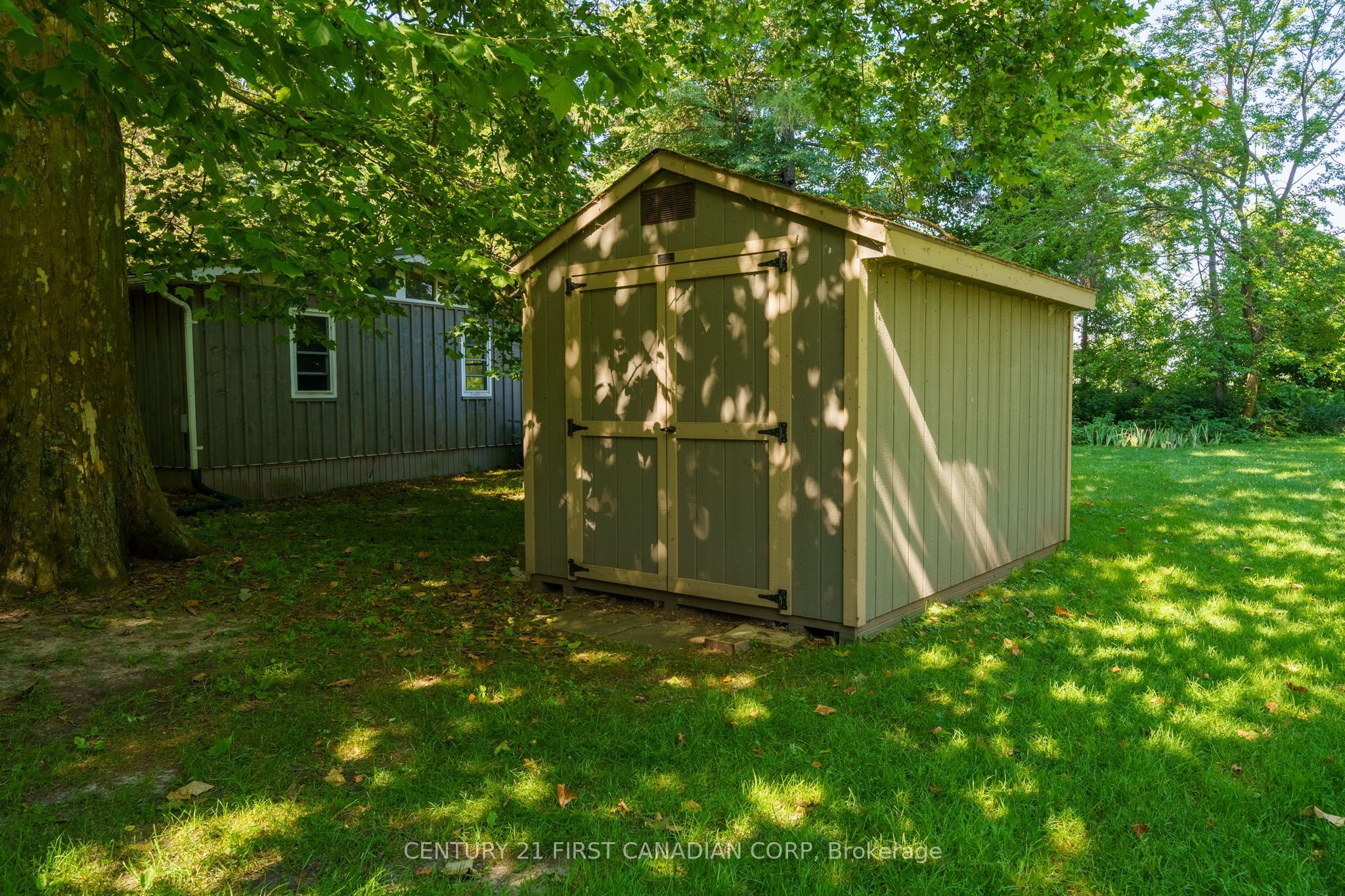 49075 Dexter Line 4 Property Photo 23