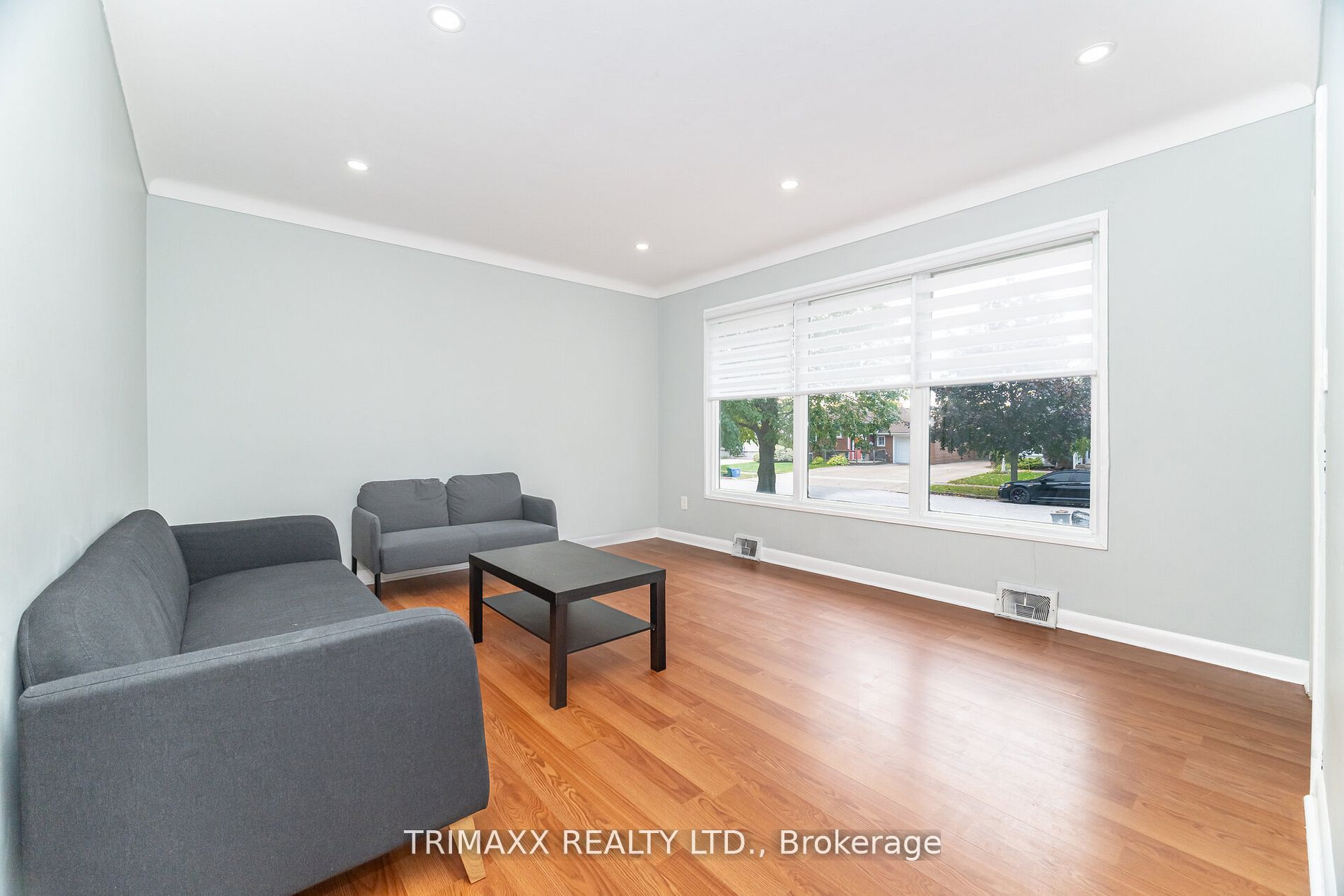 60 Parkdale Drive Property Photo 6