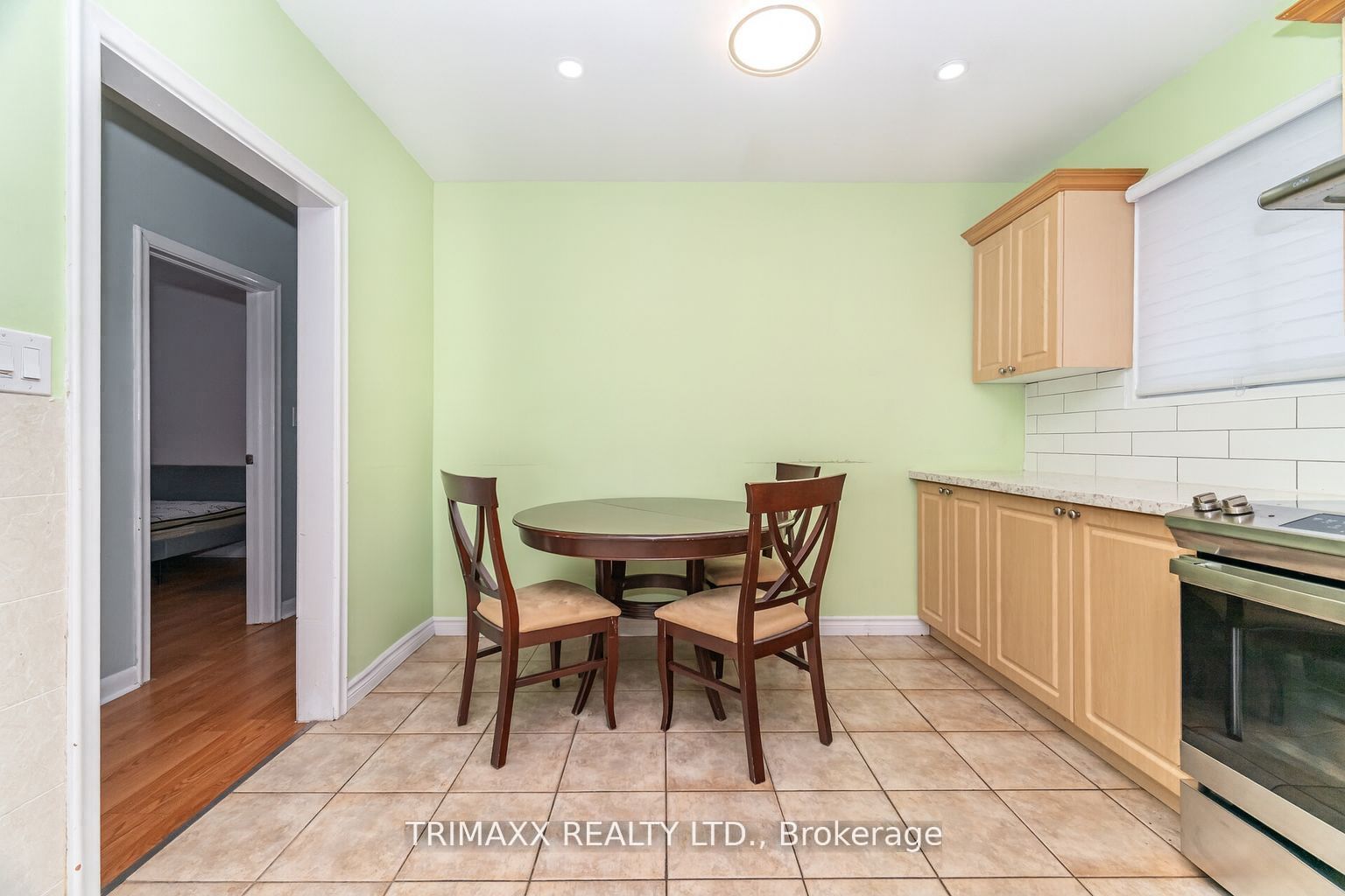 60 Parkdale Drive Property Photo 8