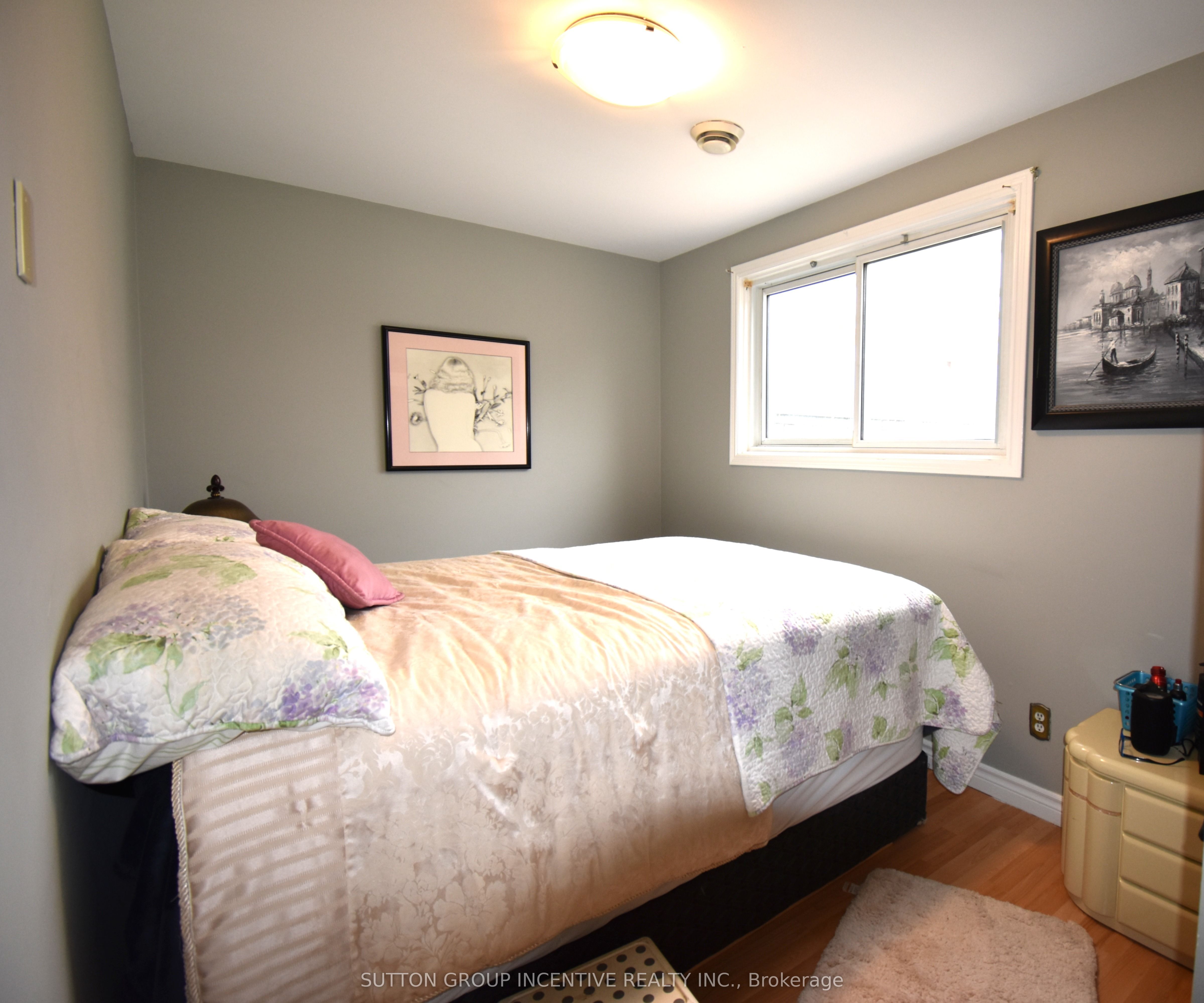 5 Lanark Crescent Property Photo 15