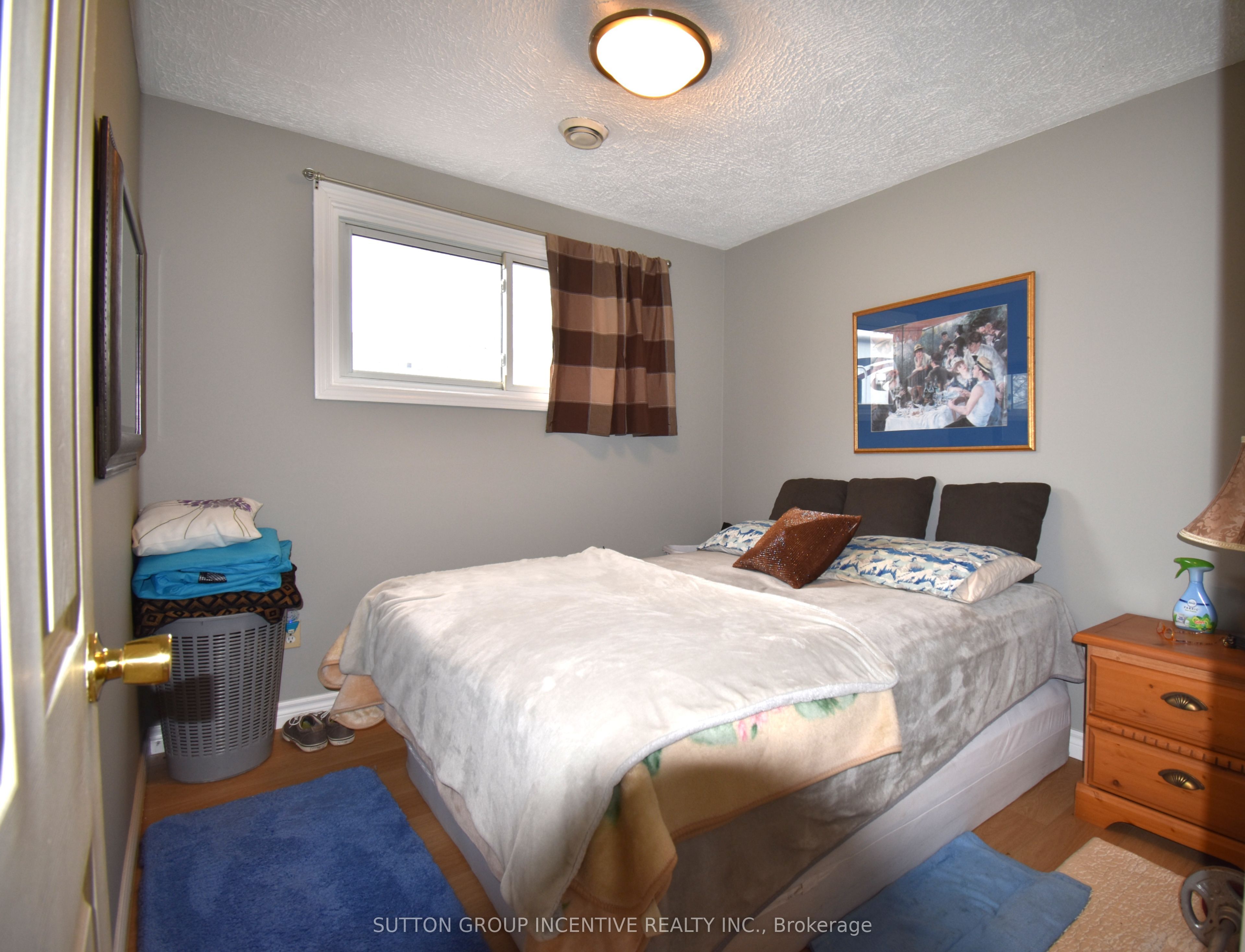 5 Lanark Crescent Property Photo 18