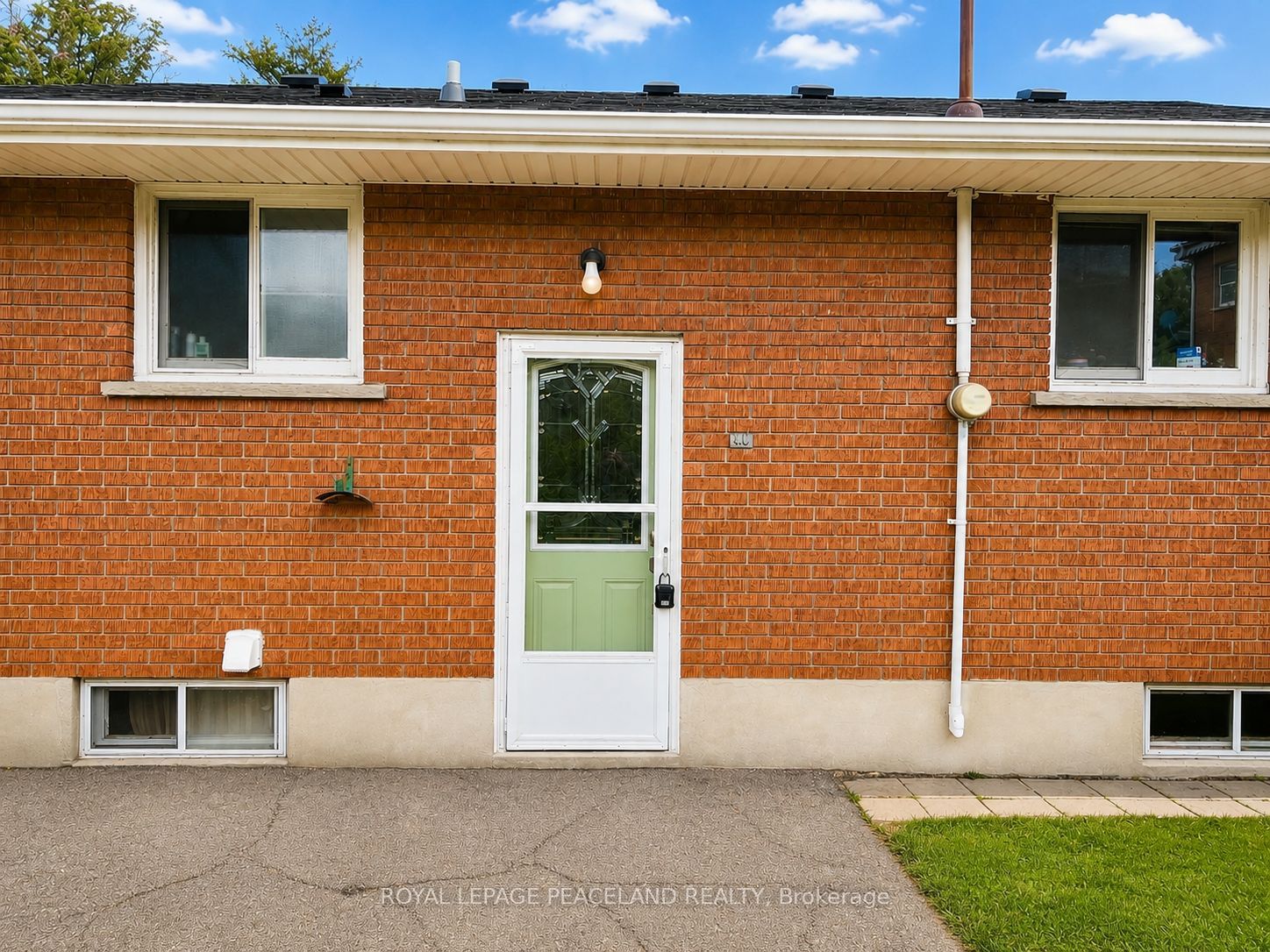 403 Denlow Avenue Basement Property Photo 1
