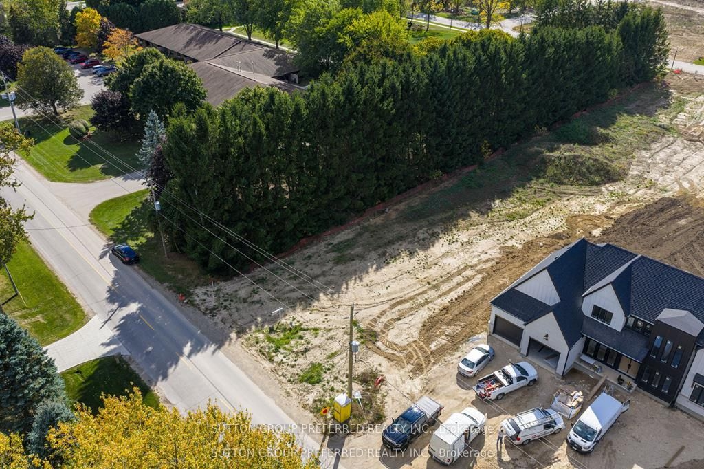 21849 Fairview Road Property Photo 3