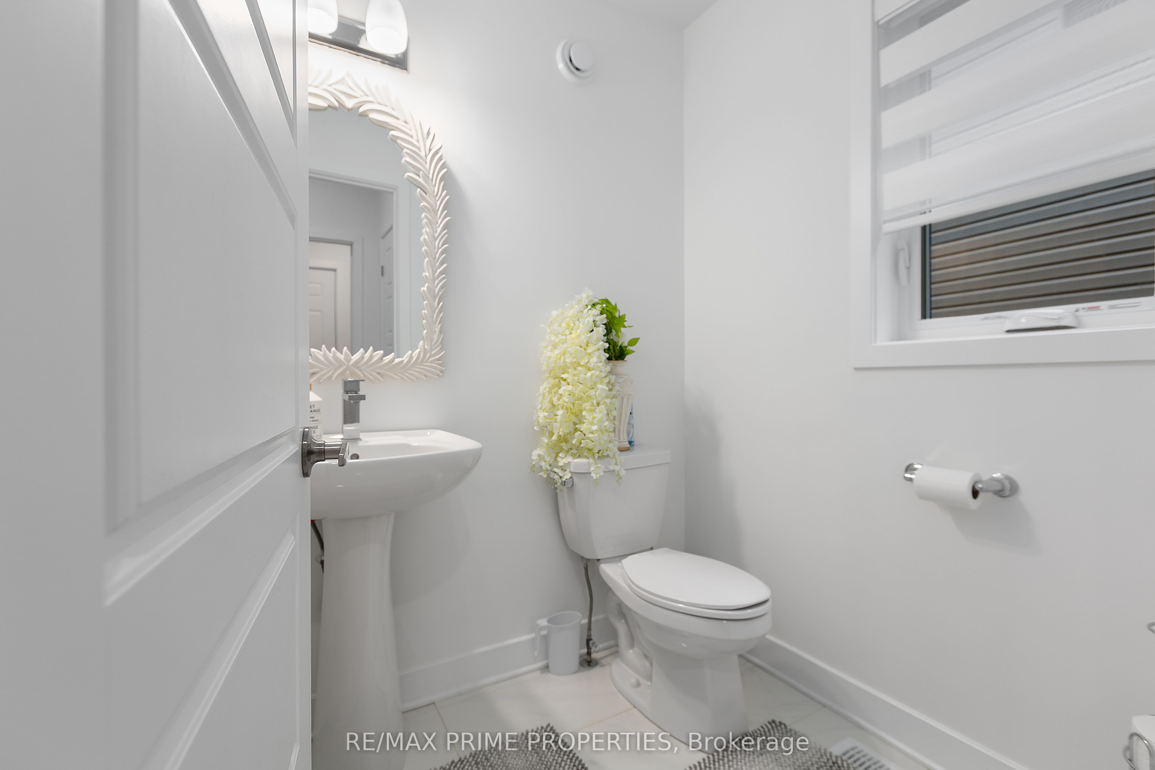 194 Bristol Crescent Property Photo 8