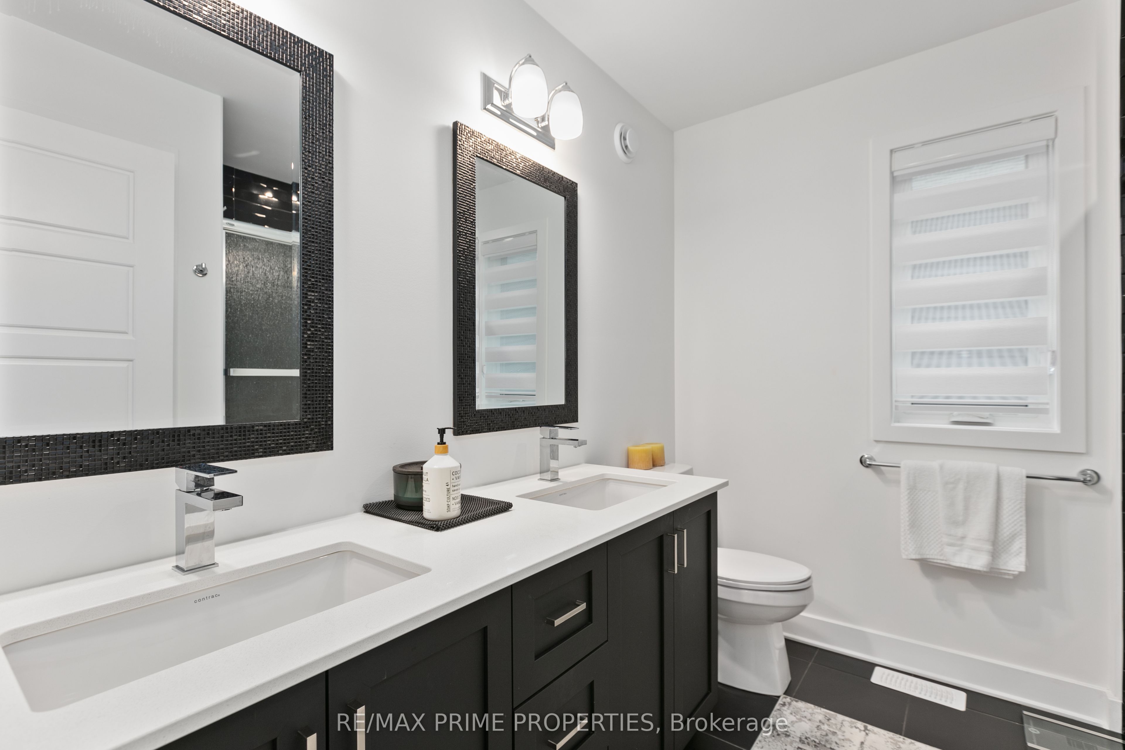 194 Bristol Crescent Property Photo 32