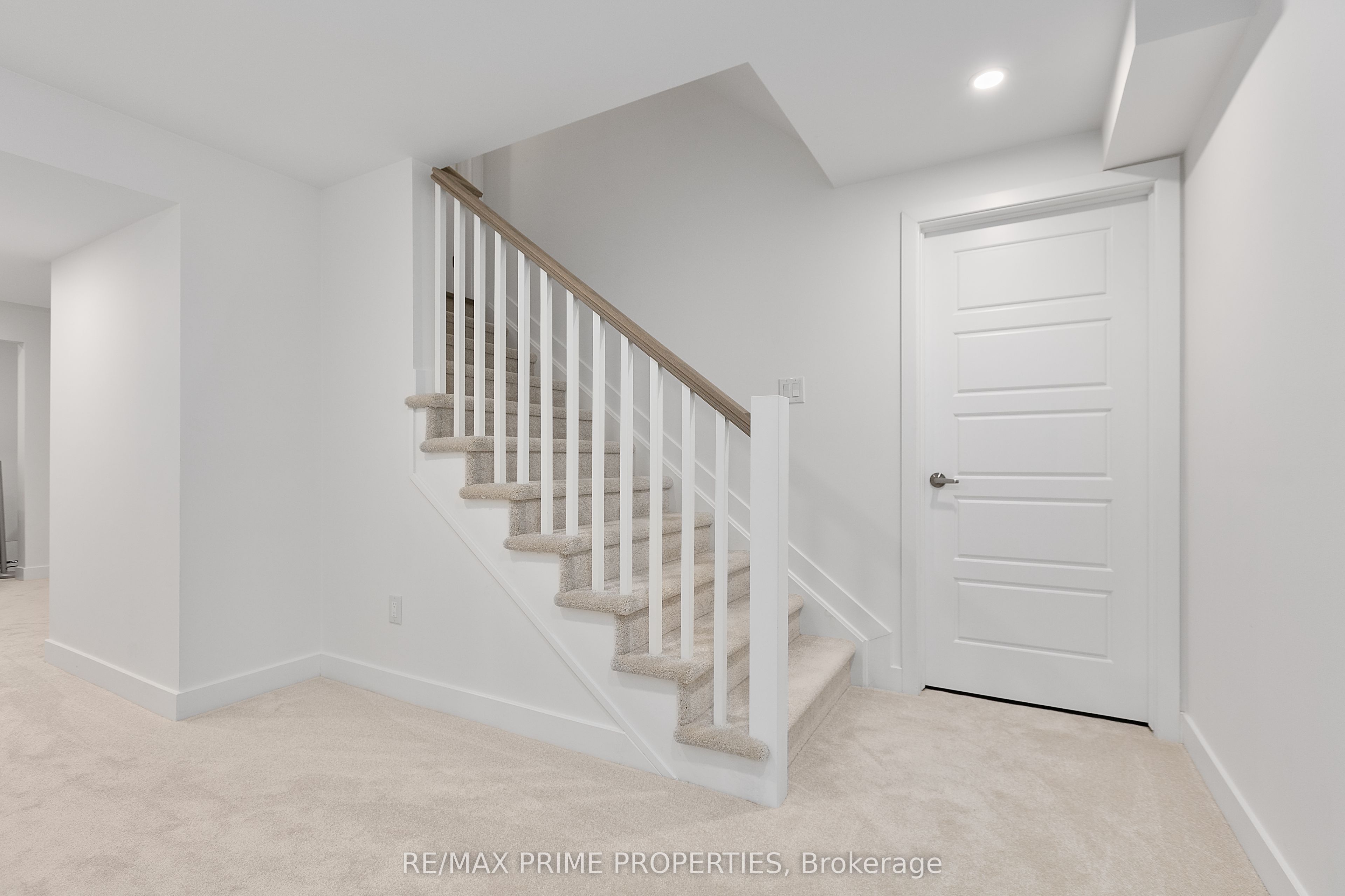 194 Bristol Crescent Property Photo 36