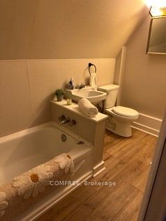 10 Neilson Street Property Photo 6