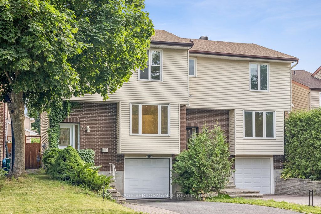 6 Gillespie Crescent Property Photo 1