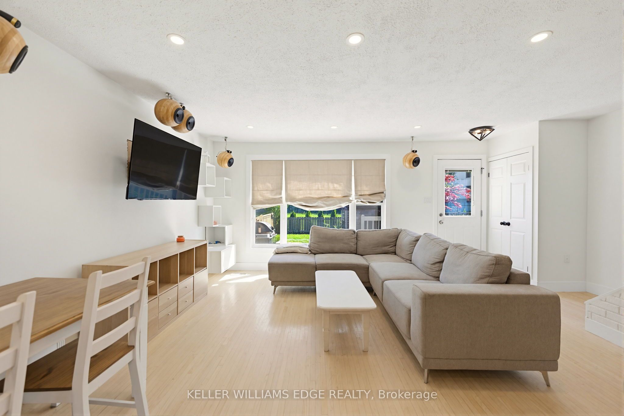 161 Berkindale Drive 7 Property Photo 6