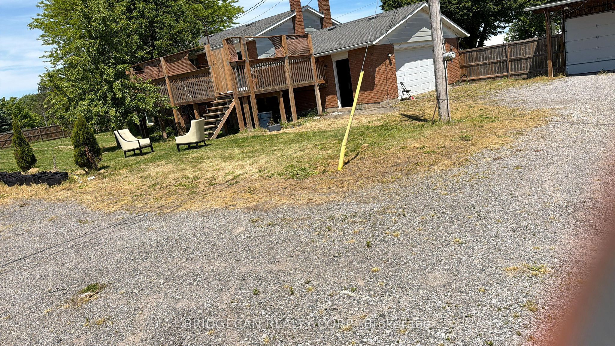 1269 1273 Larkin Road E Property Photo 5