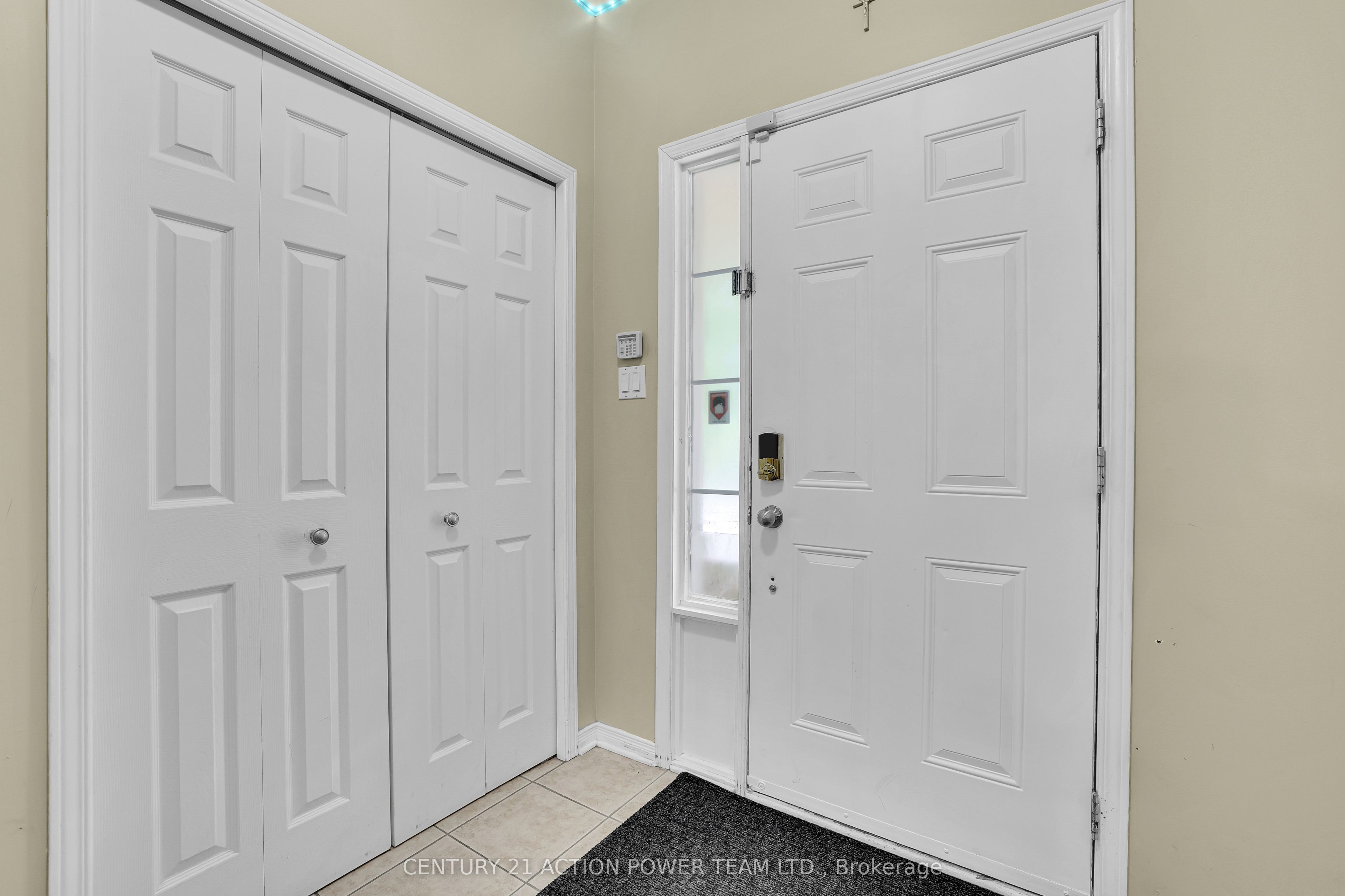 182 Prem Circle Property Photo 4