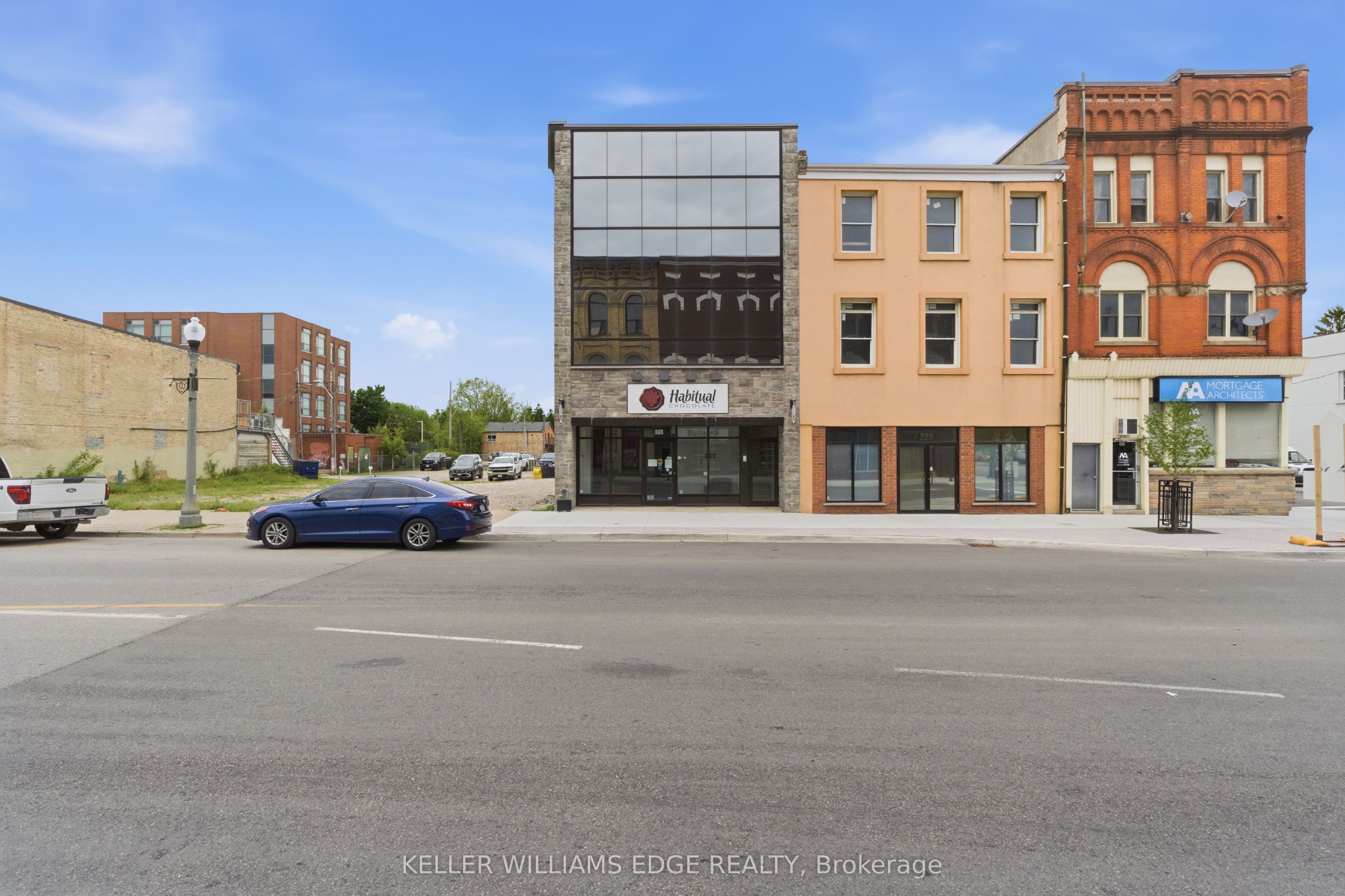 389 Dundas Street First Floor Property Photo 1