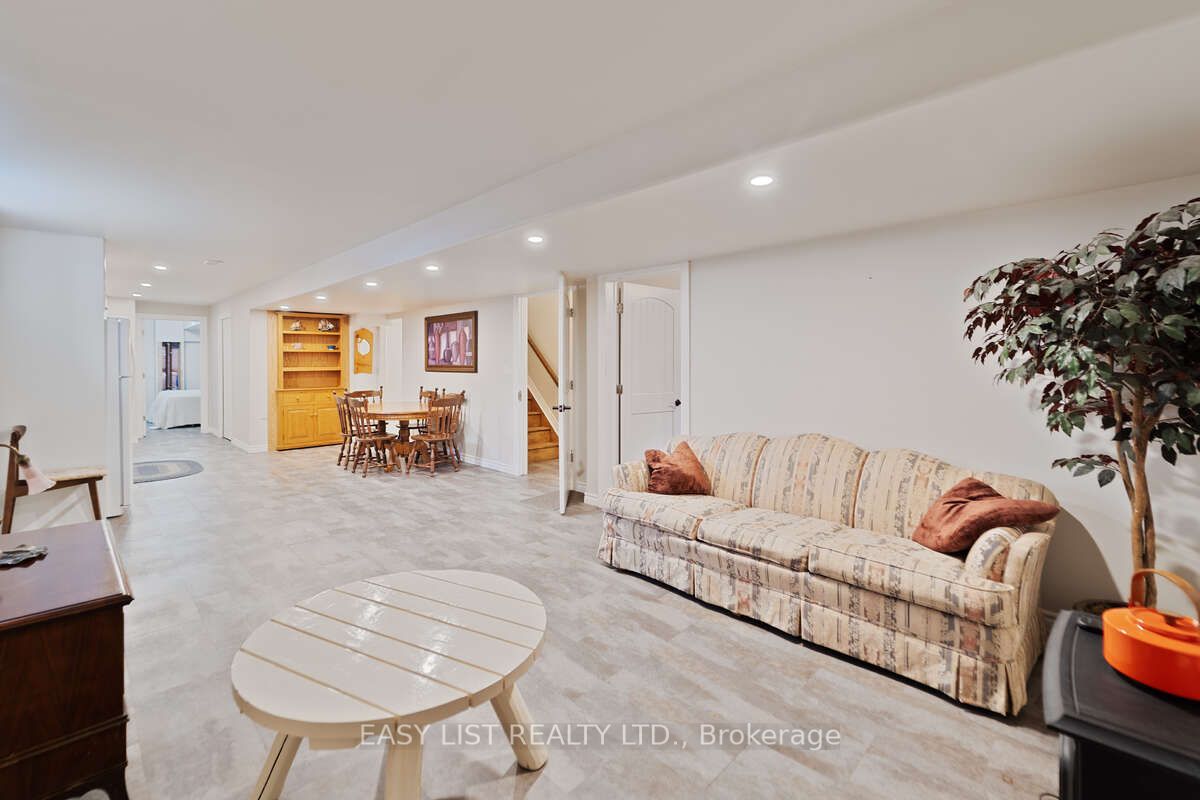 153 Brown Street Property Photo 30