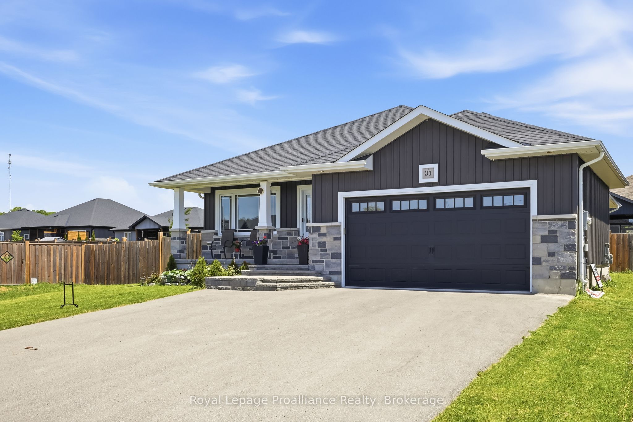 31 Gavin Crescent Property Photo 2