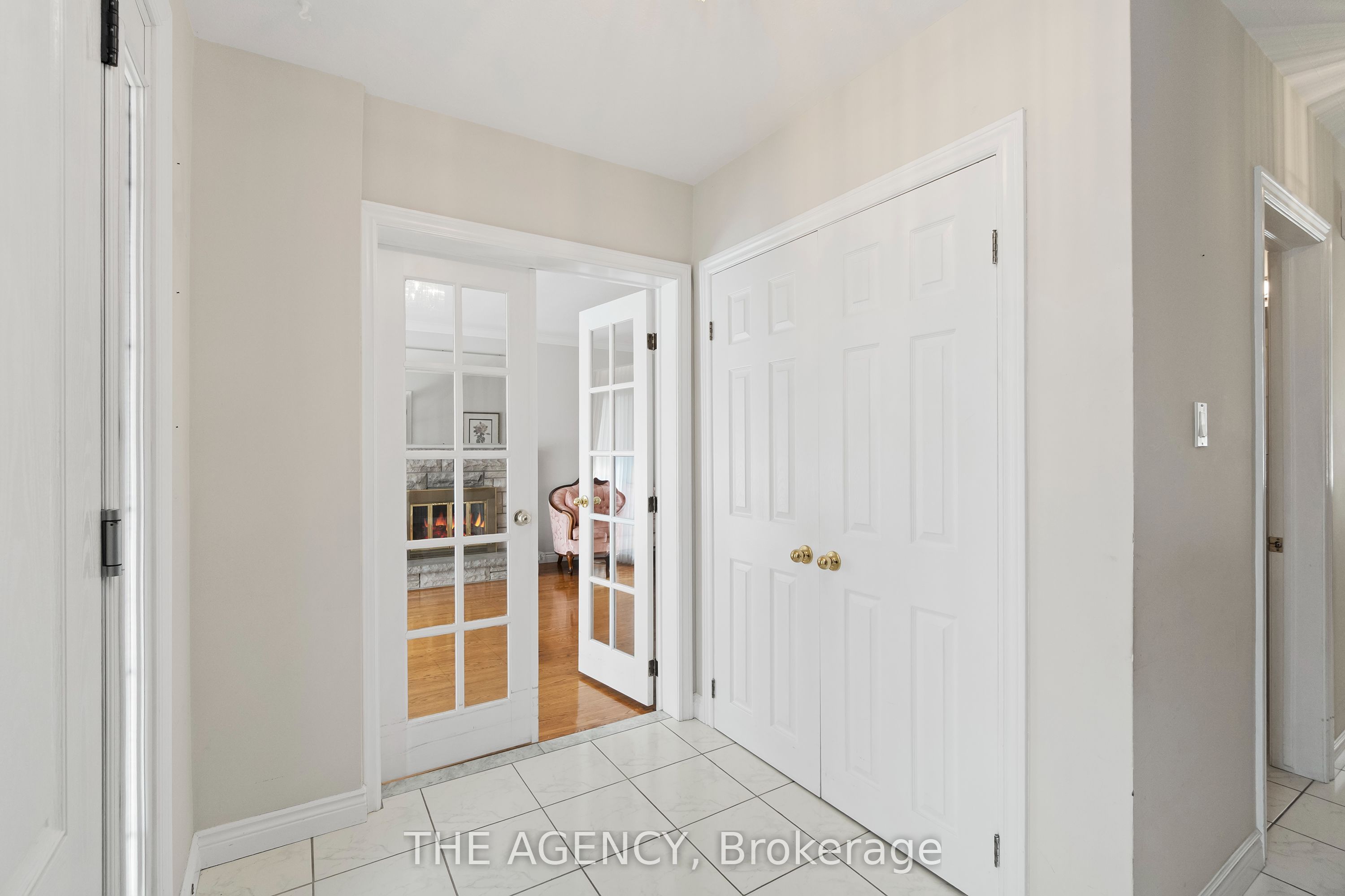 36 Buckingham Drive Property Photo 5