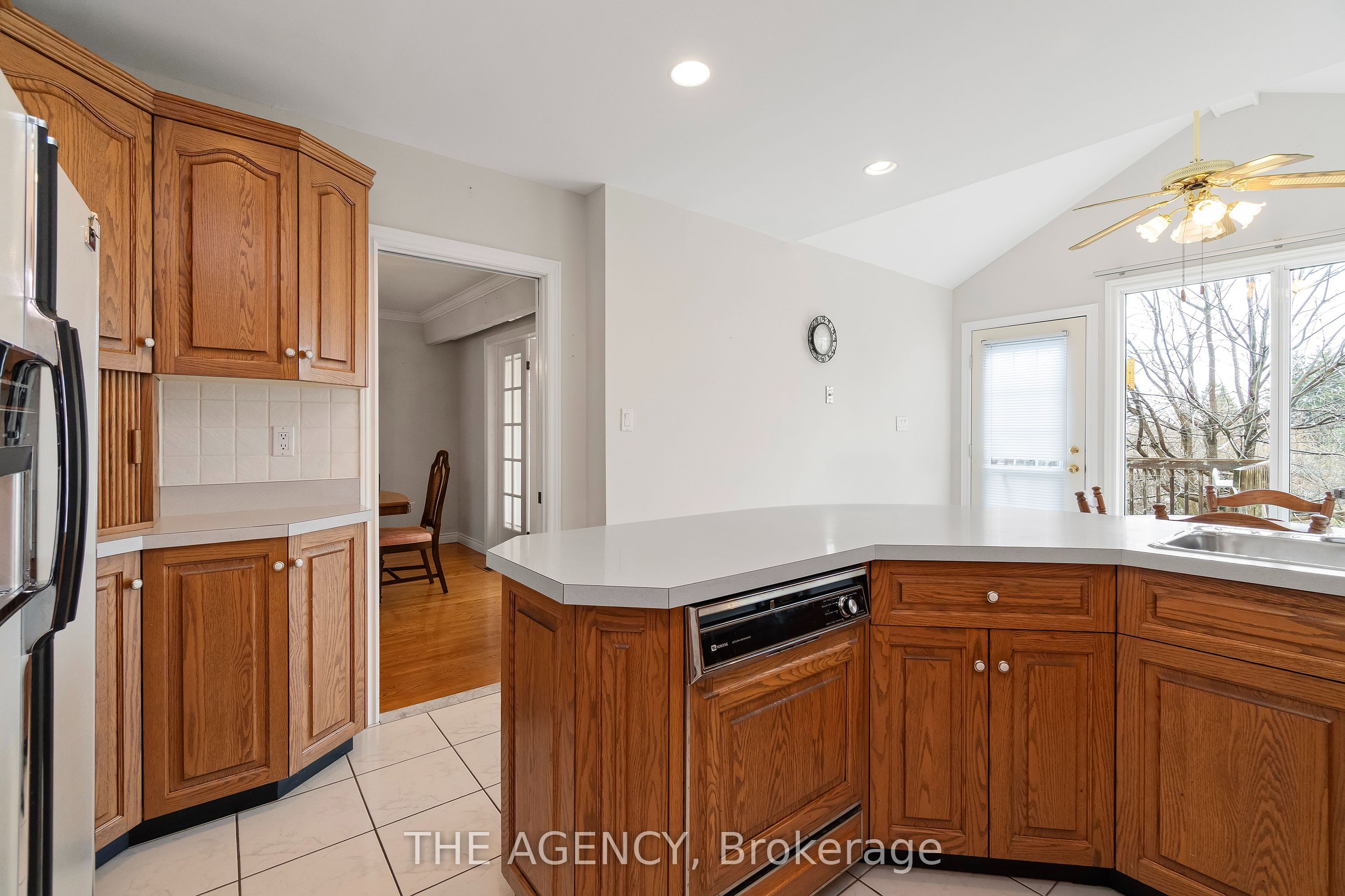 36 Buckingham Drive Property Photo 10