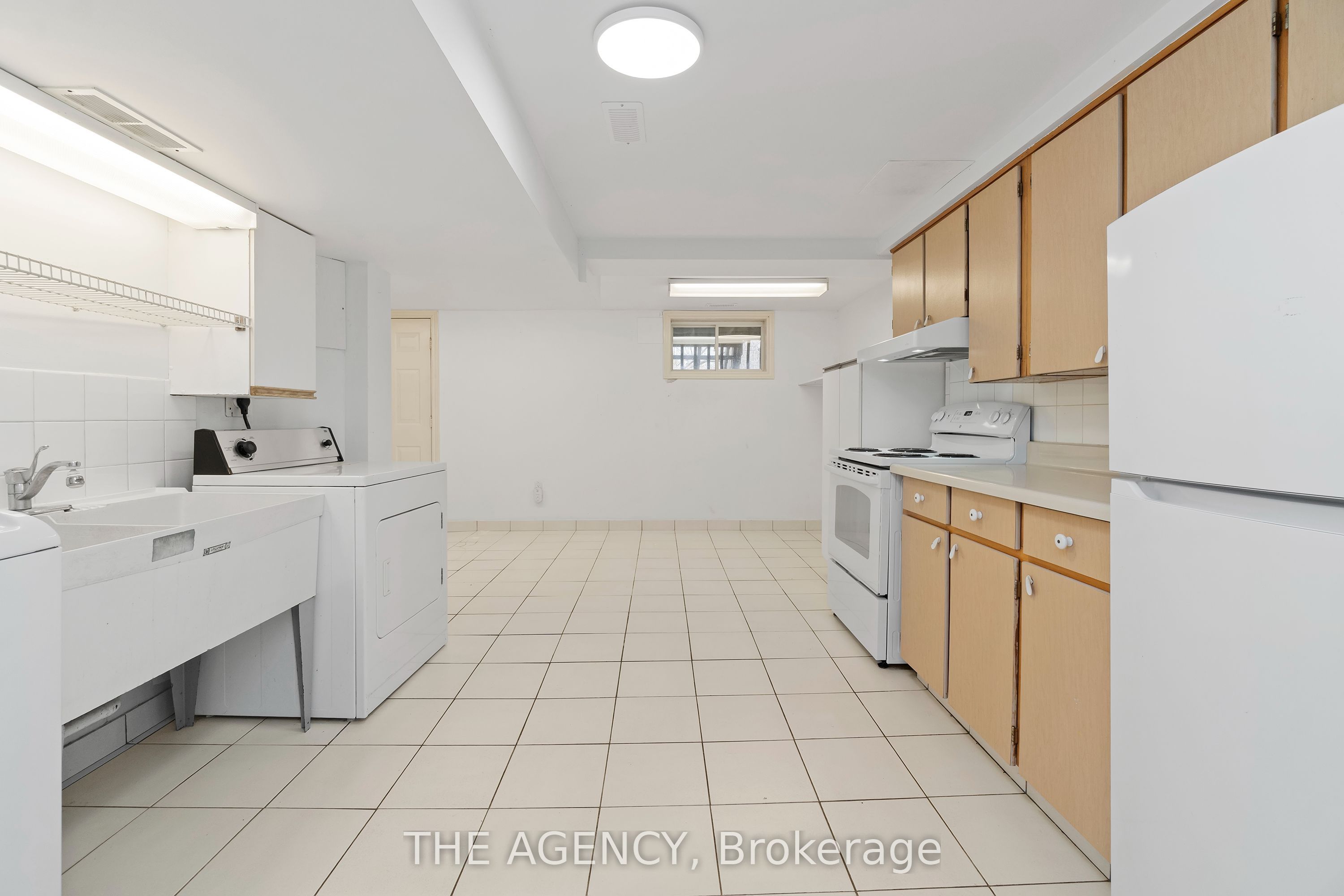 36 Buckingham Drive Property Photo 34
