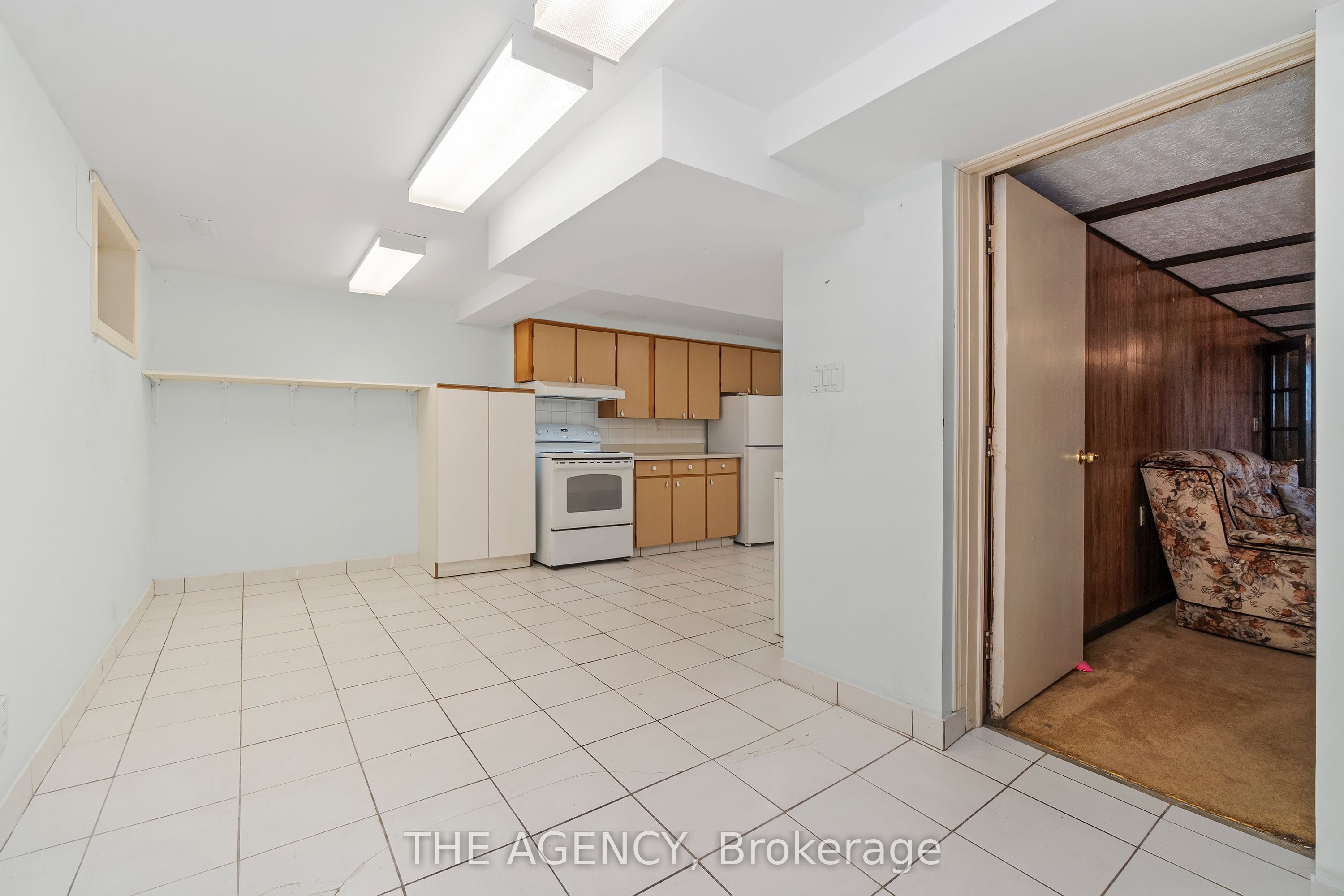 36 Buckingham Drive Property Photo 35