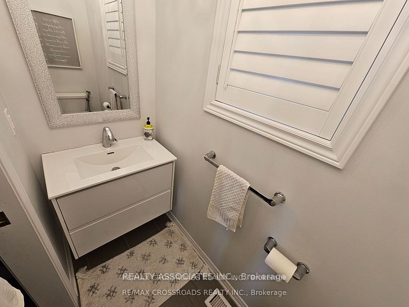 35 Cutts Crescent Property Photo 8