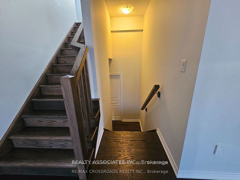 35 Cutts Crescent Property Photo 19