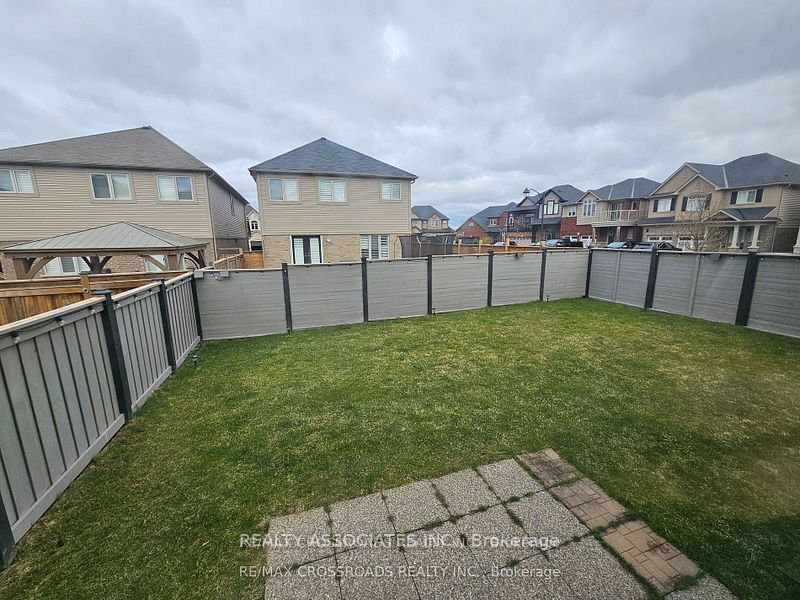 35 Cutts Crescent Property Photo 31