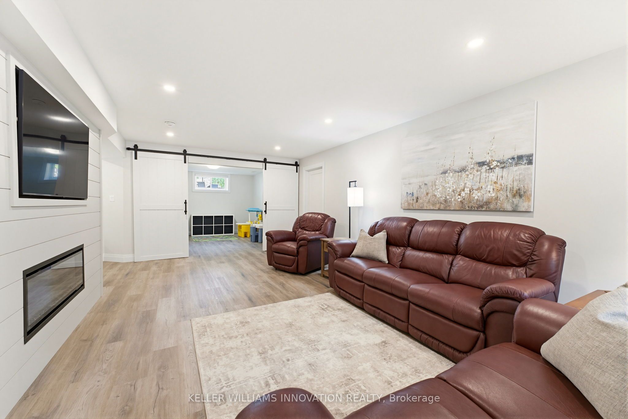 560 Rogers Road Property Photo 25