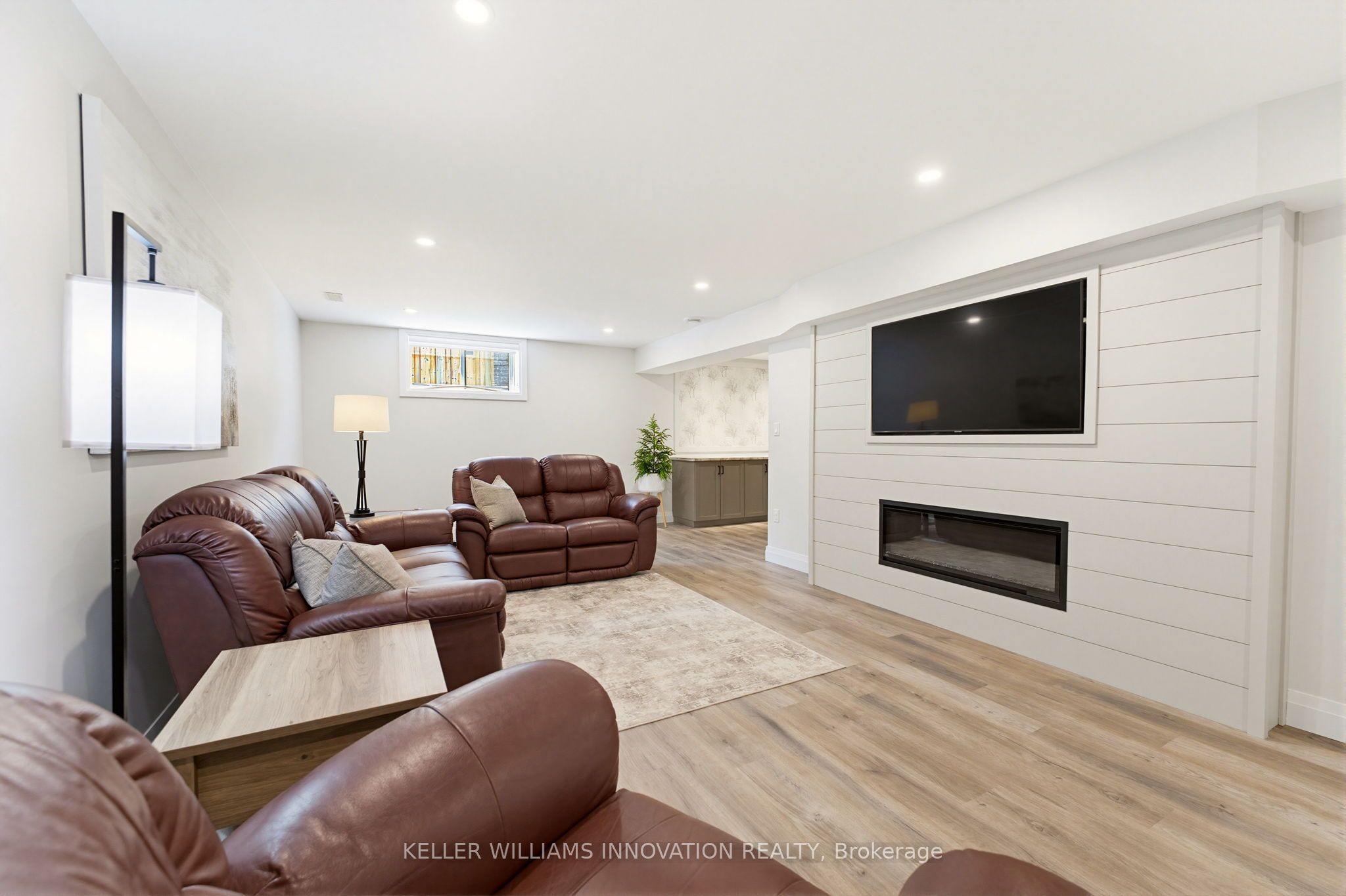 560 Rogers Road Property Photo 26