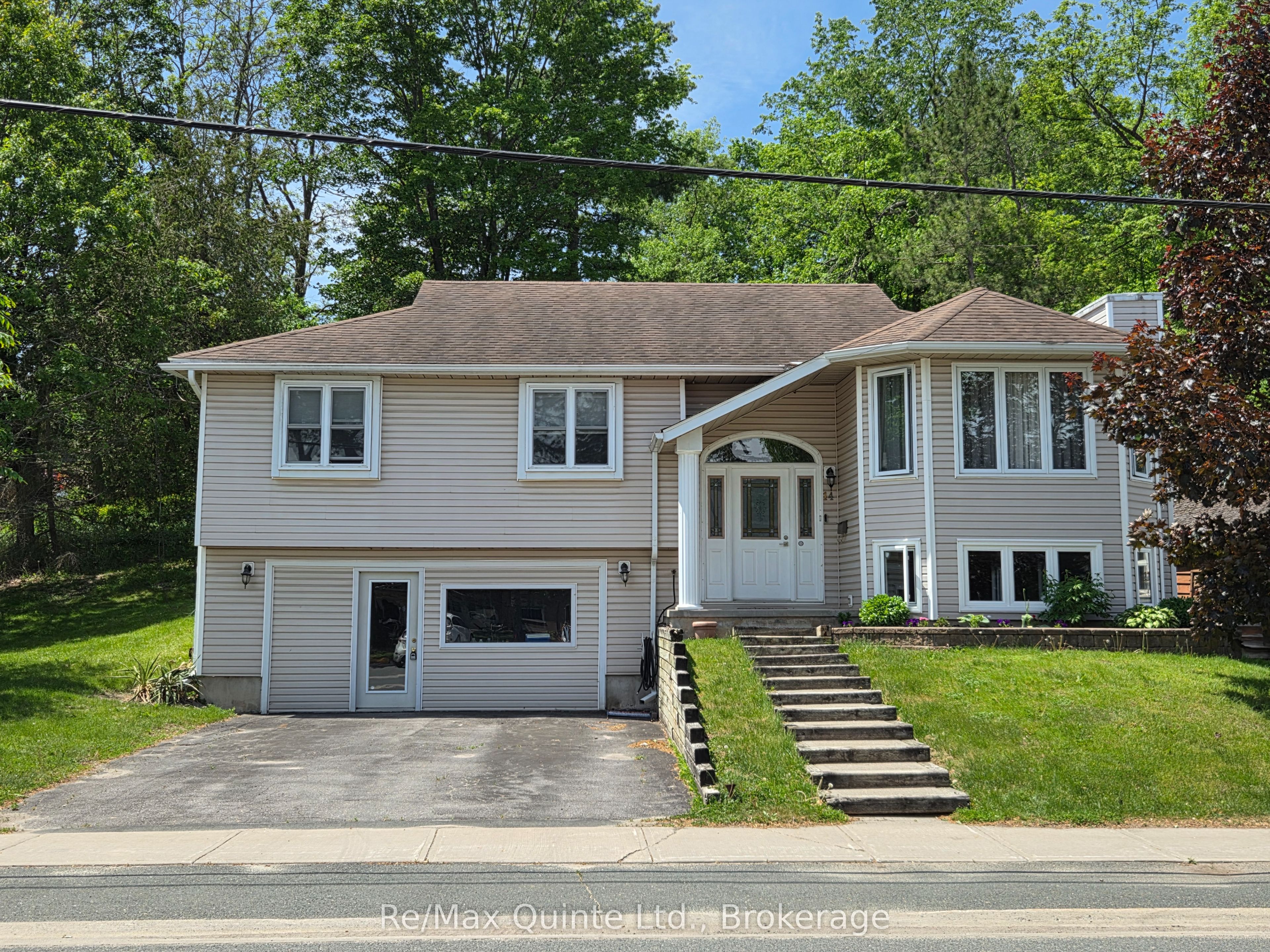 14 McCamon Avenue Property Photo 1