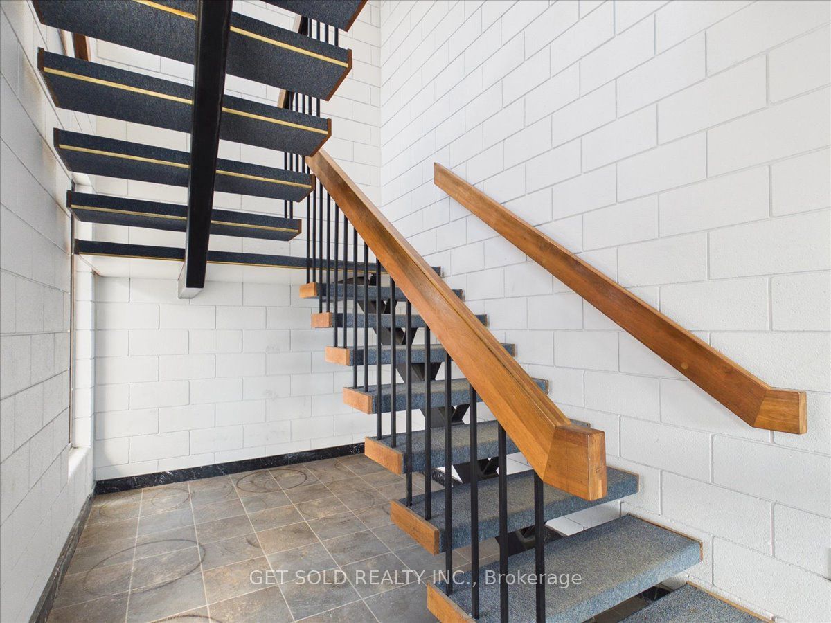 11 Brockley Drive Property Photo 6