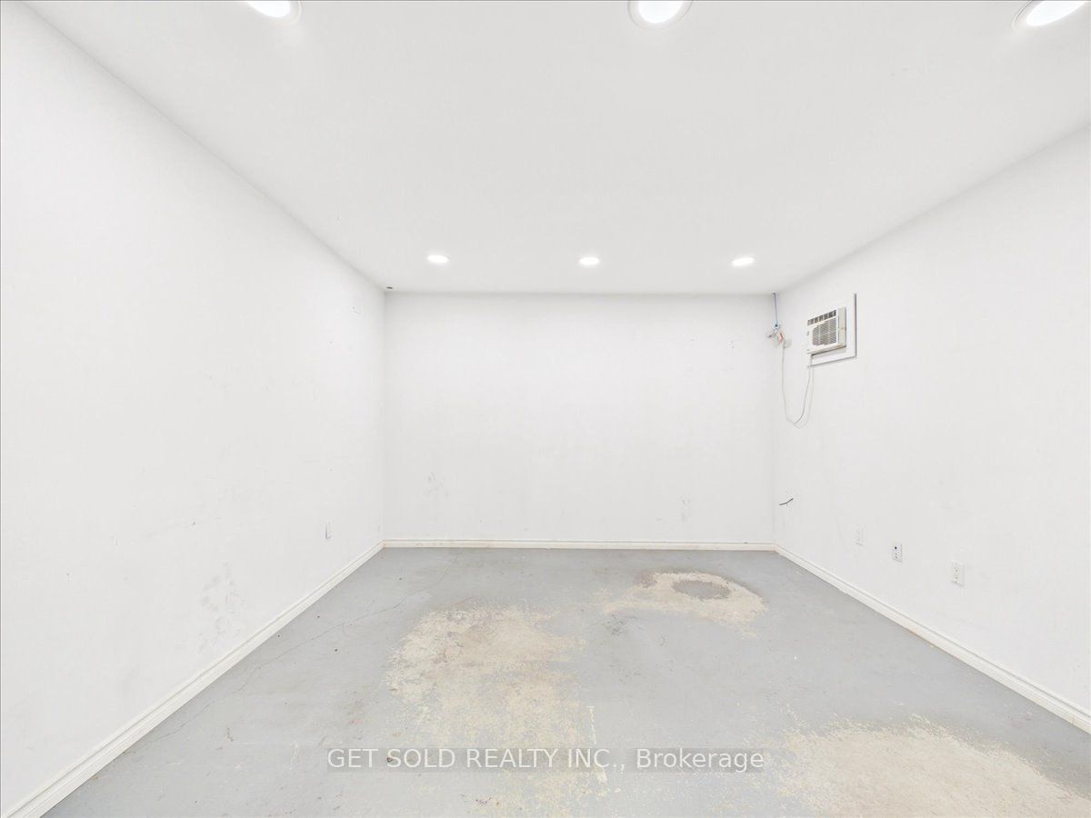 11 Brockley Drive Property Photo 16