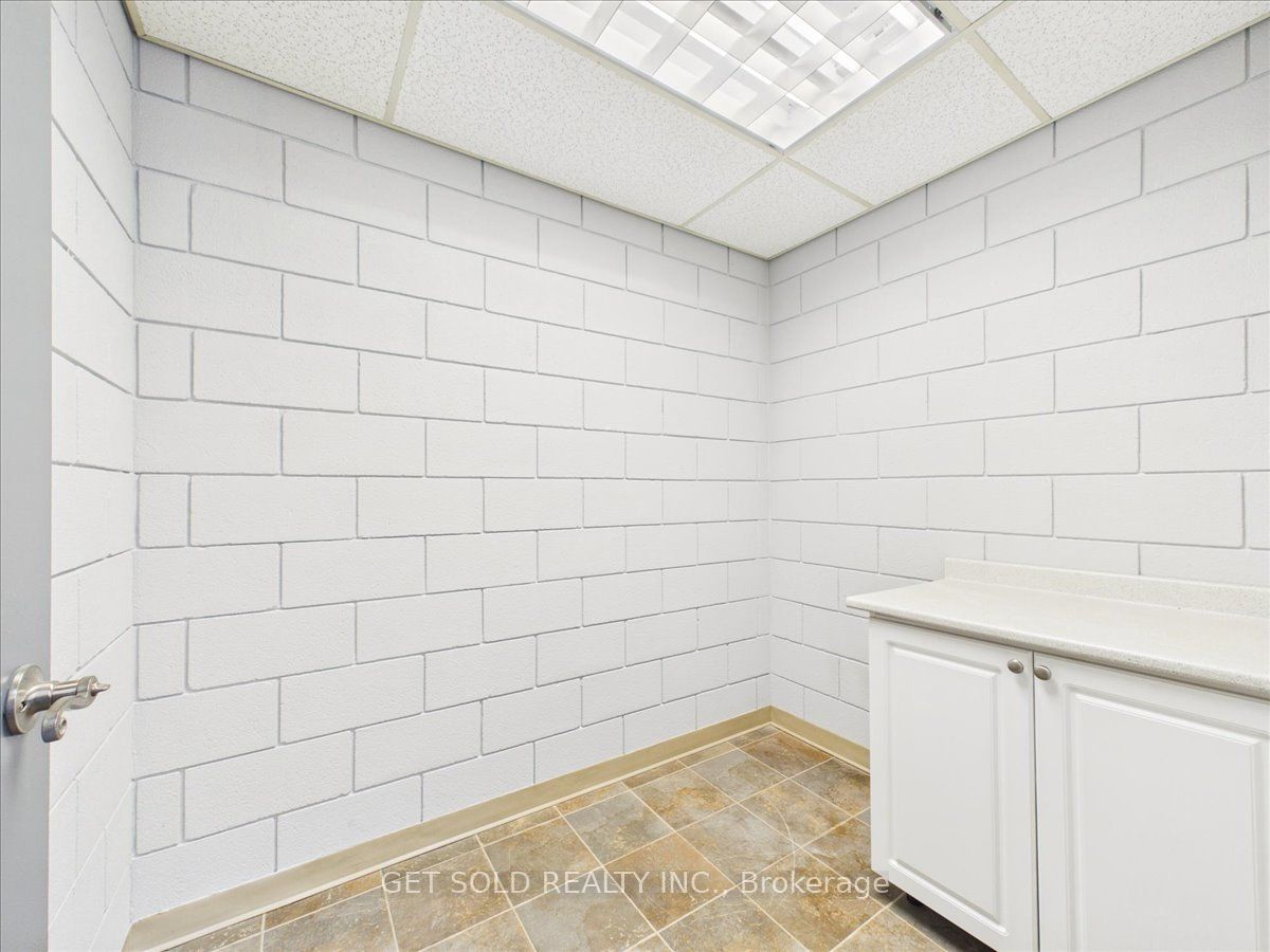 11 Brockley Drive Property Photo 34