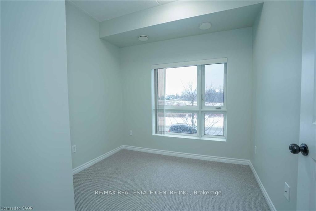 7 Kay Crescent 107 Property Photo 8