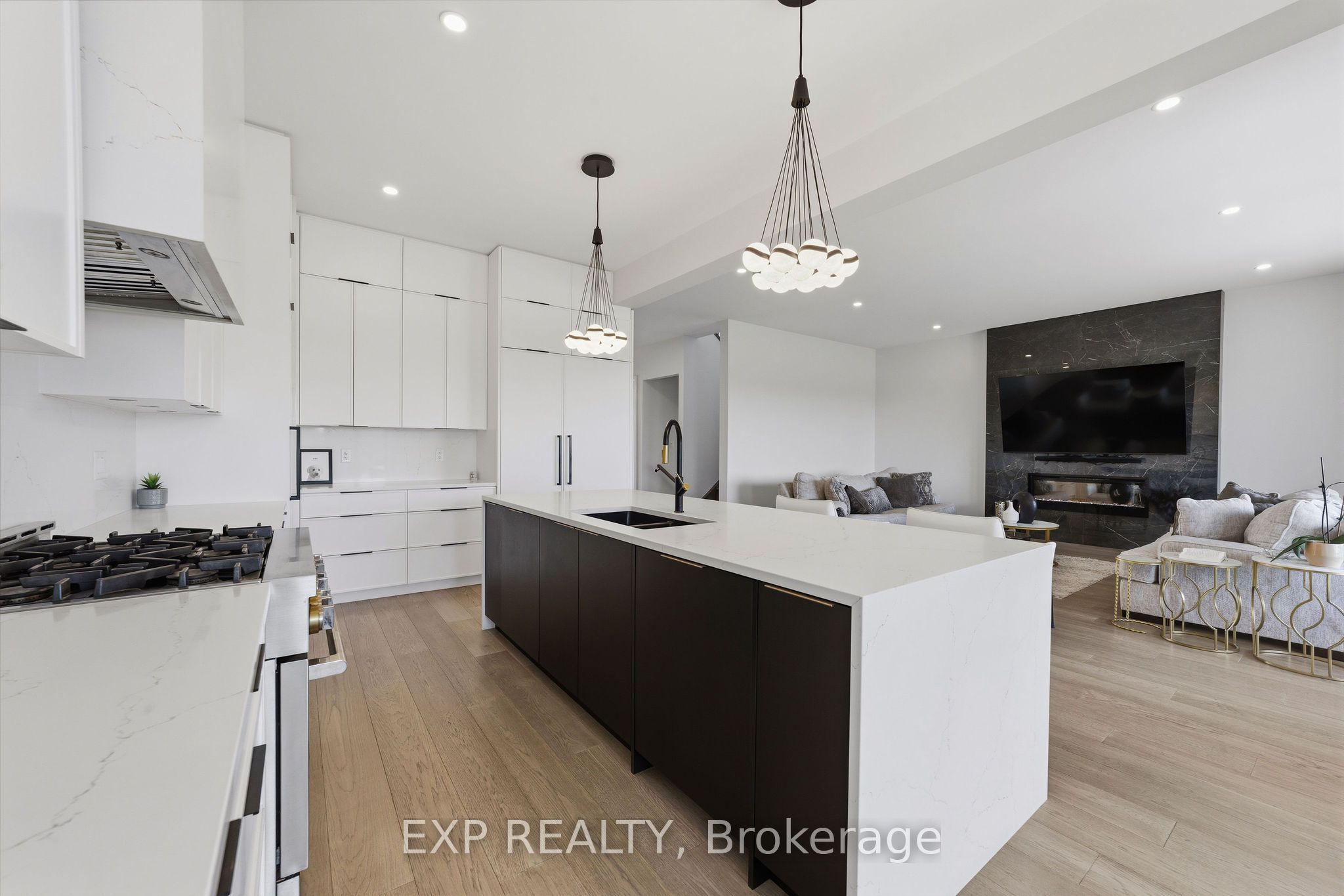 113 Edgewater Boulevard Property Photo 12