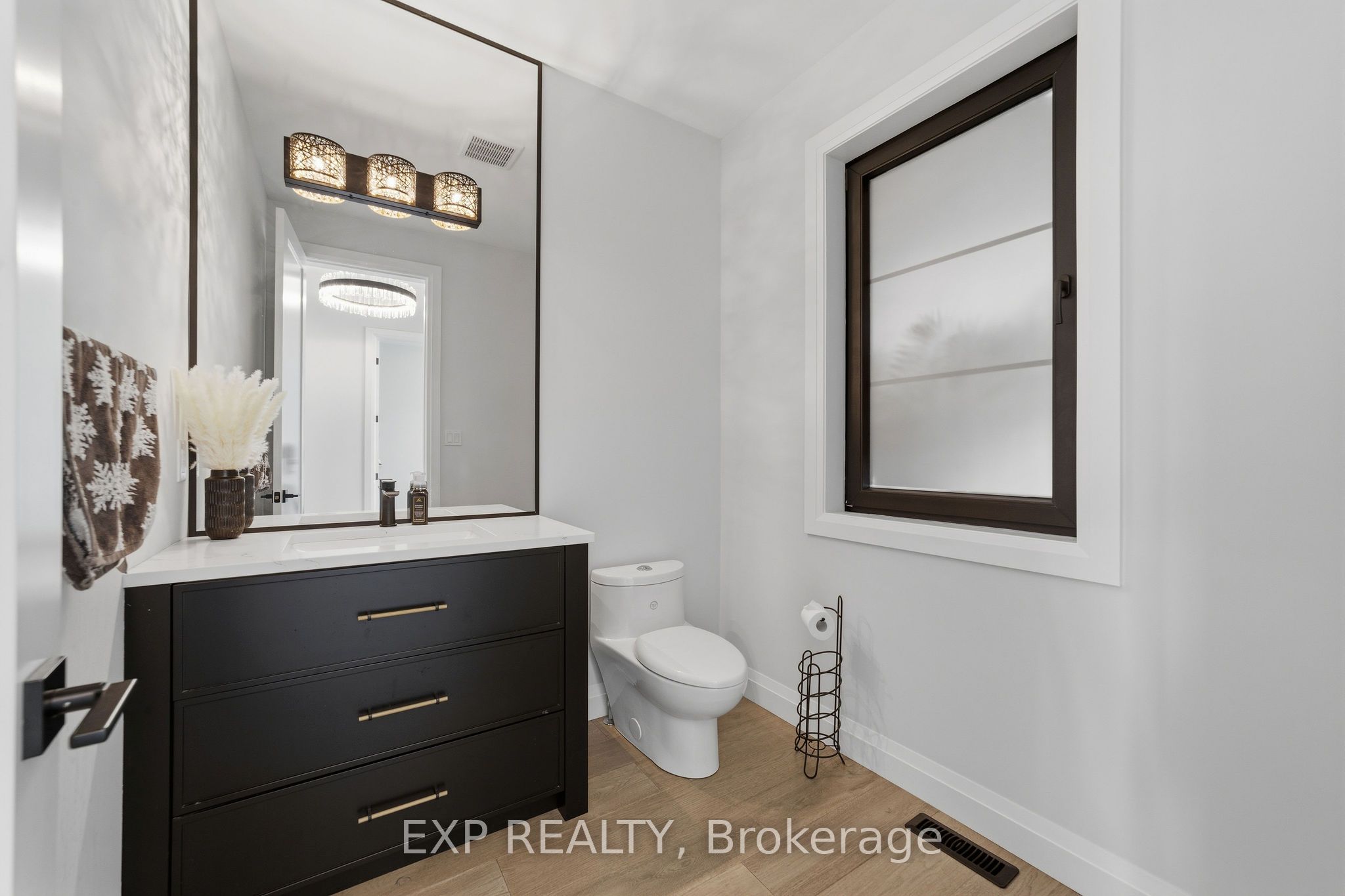 113 Edgewater Boulevard Property Photo 16