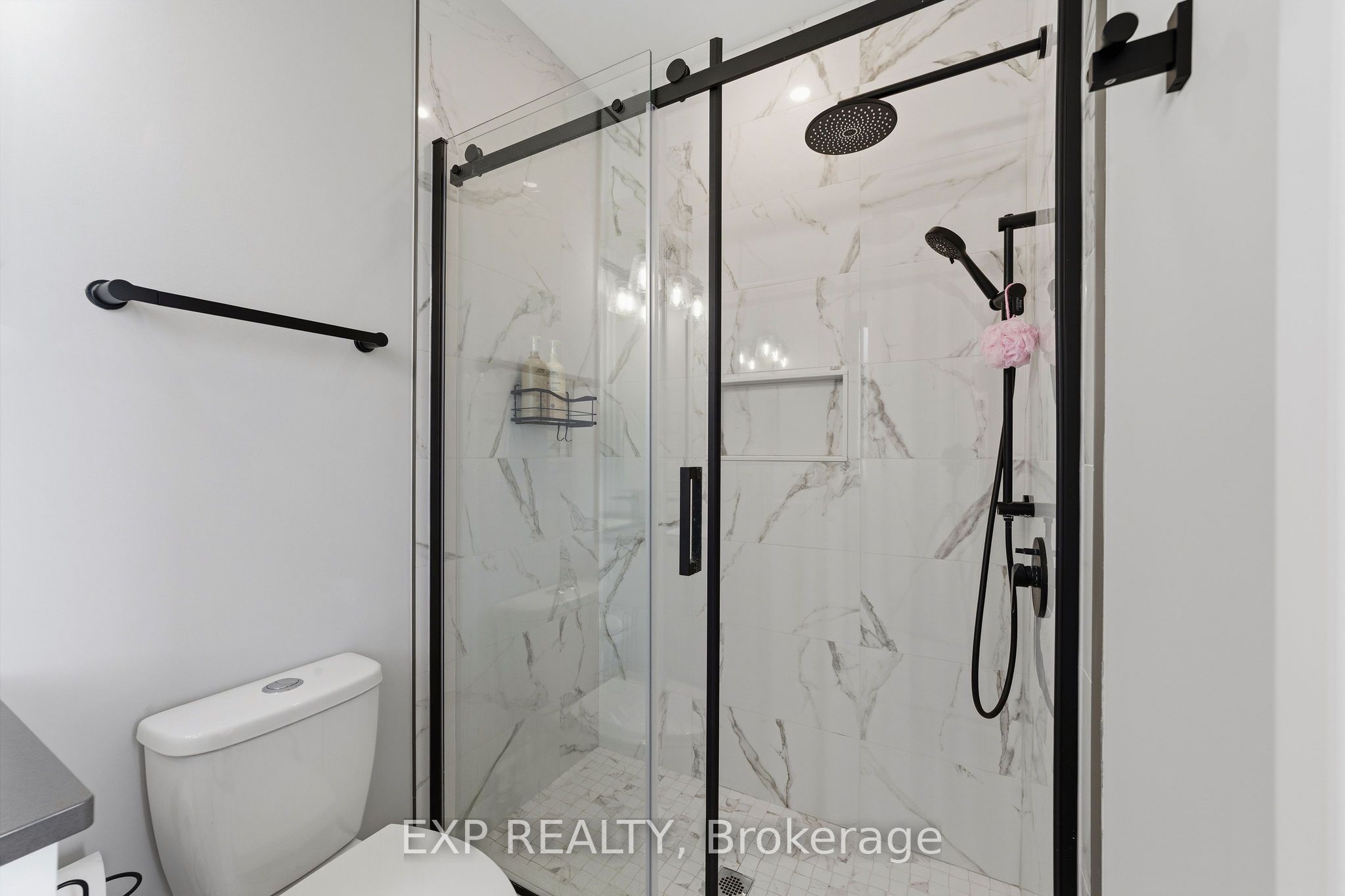 113 Edgewater Boulevard Property Photo 23