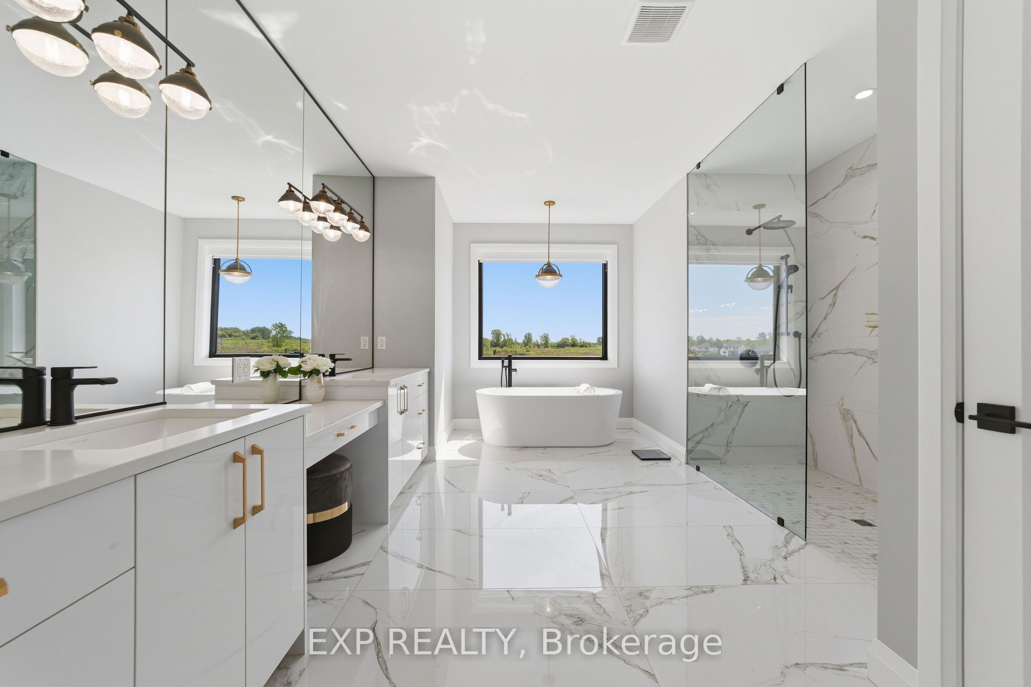 113 Edgewater Boulevard Property Photo 25
