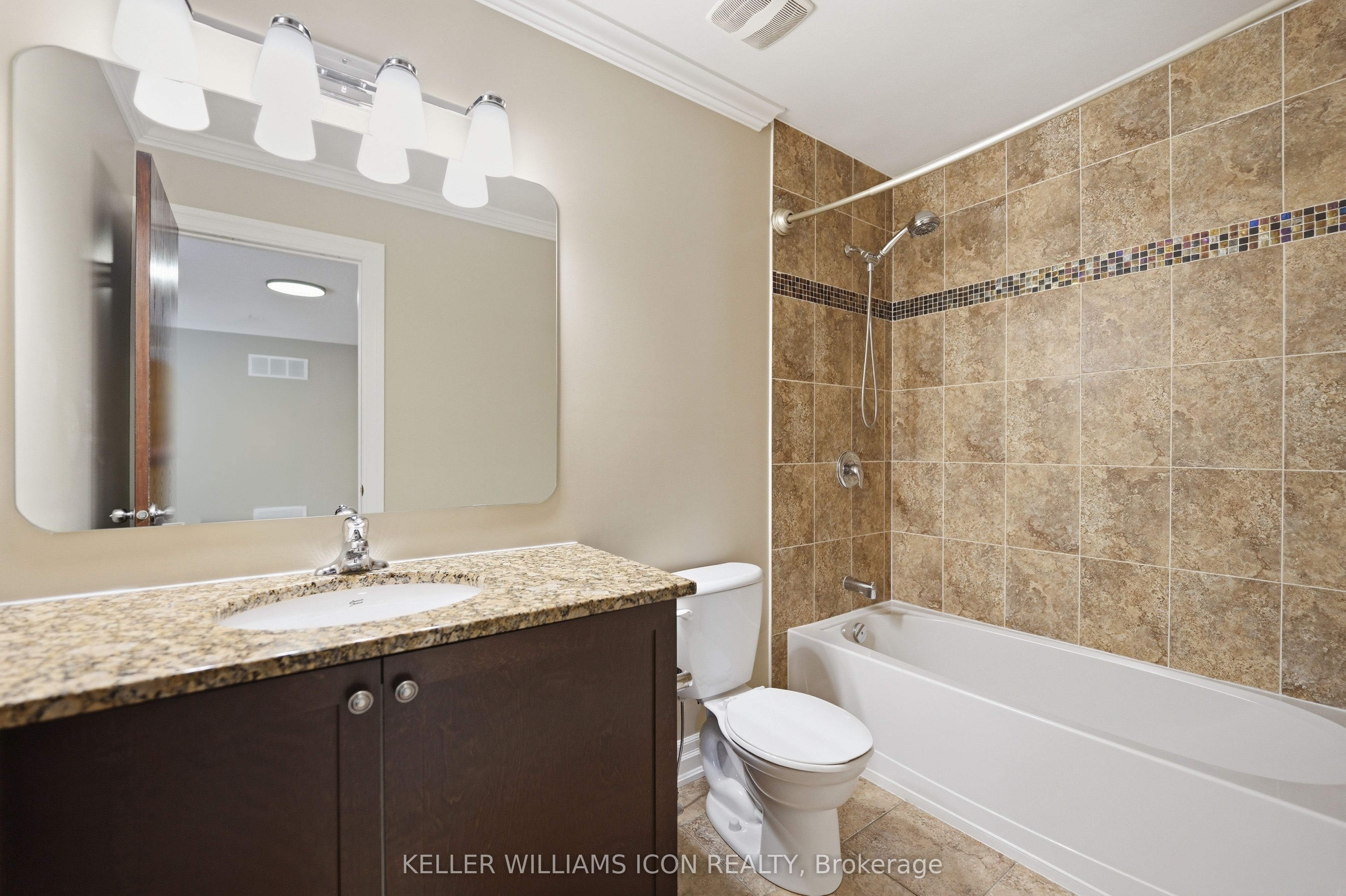 246 Madhu Crescent Property Photo 28
