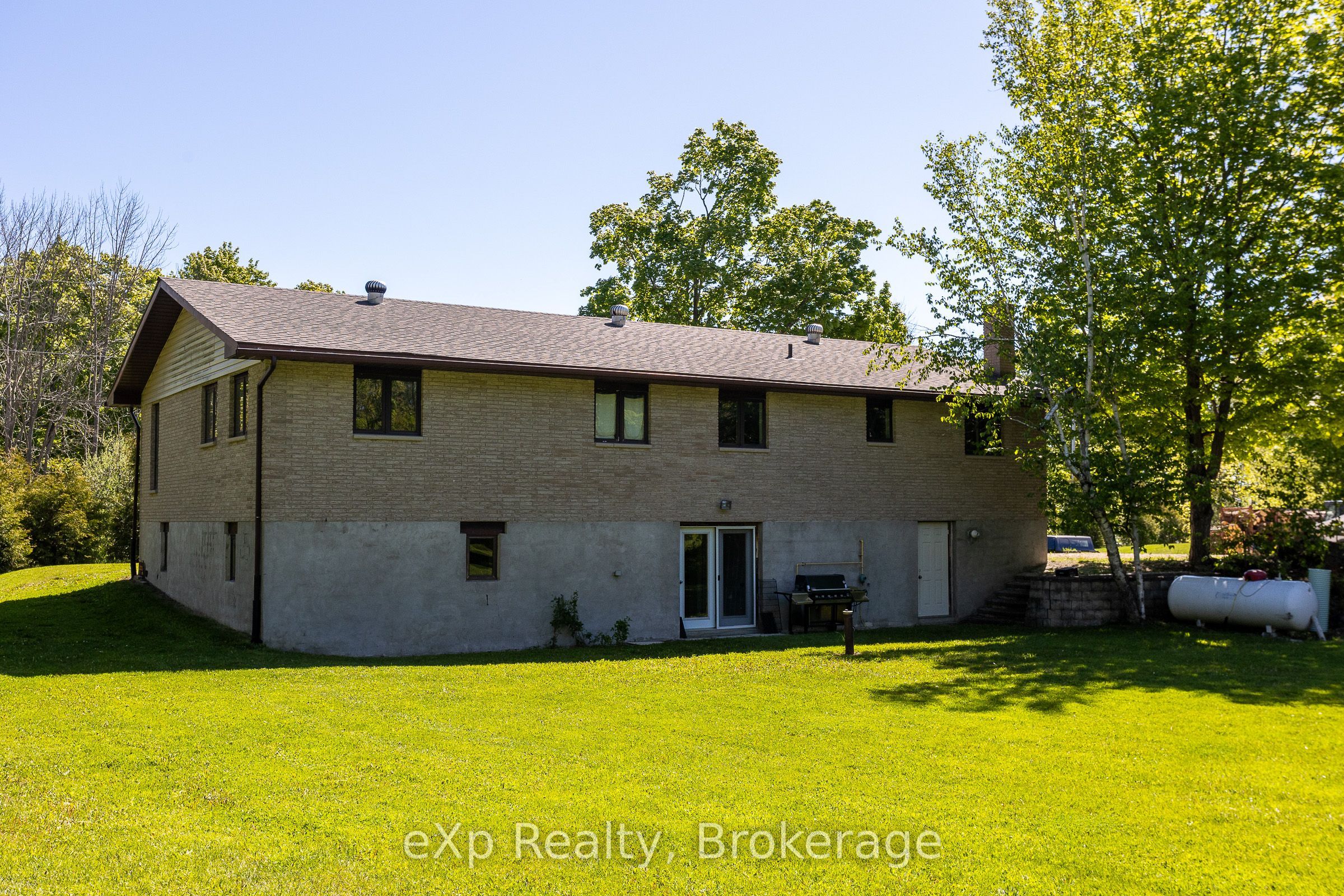 117 East Road Property Photo 3