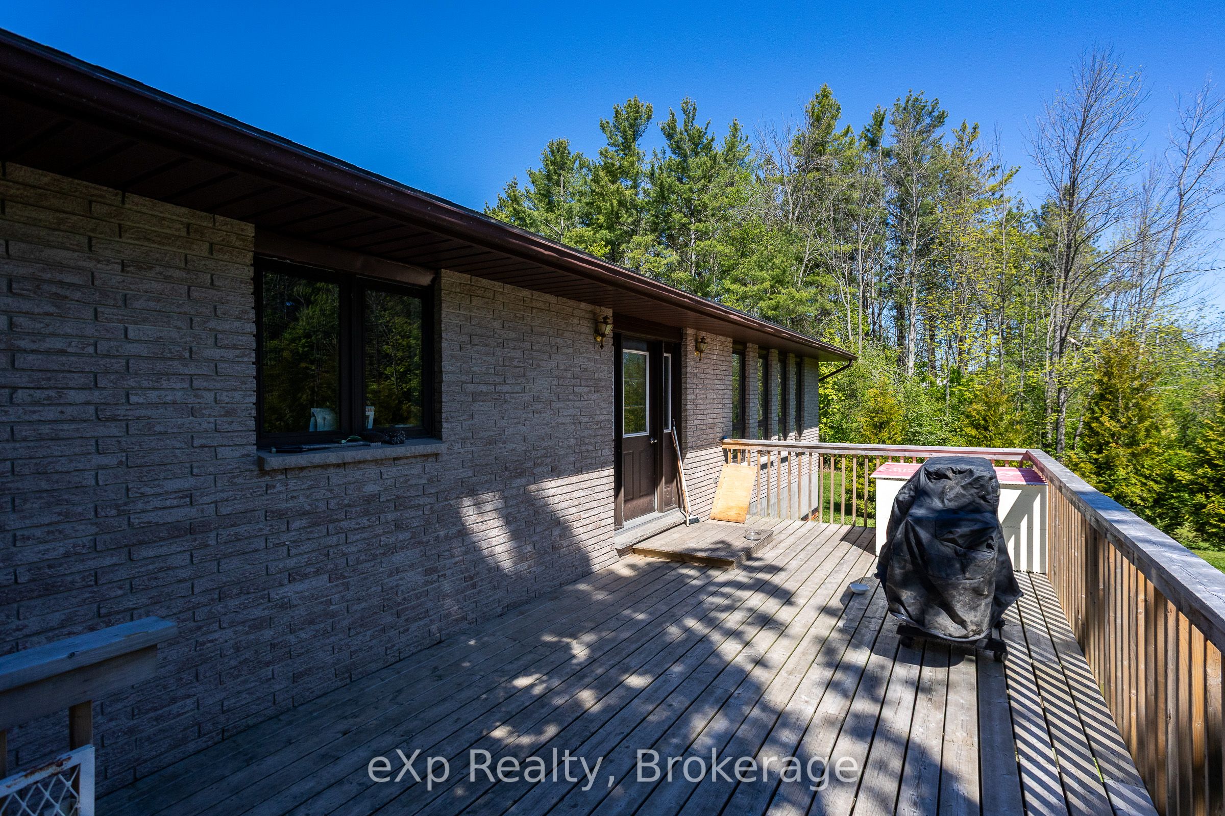 117 East Road Property Photo 6