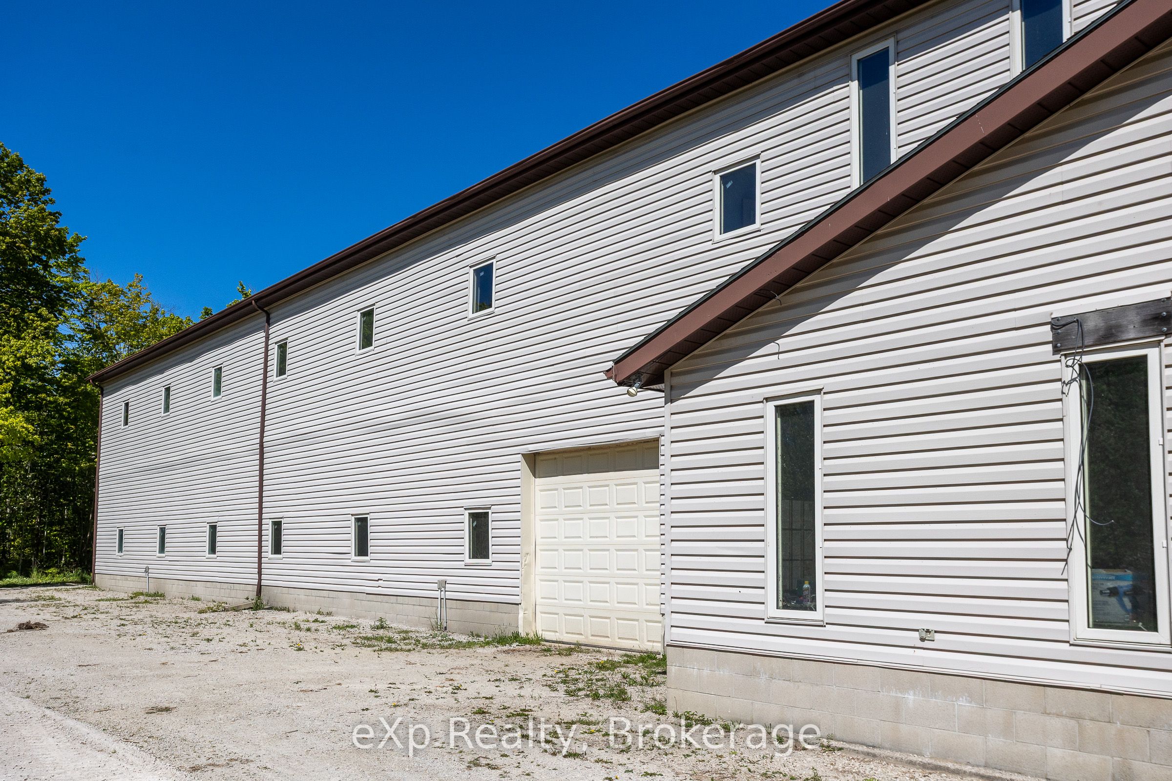 117 East Road Property Photo 8