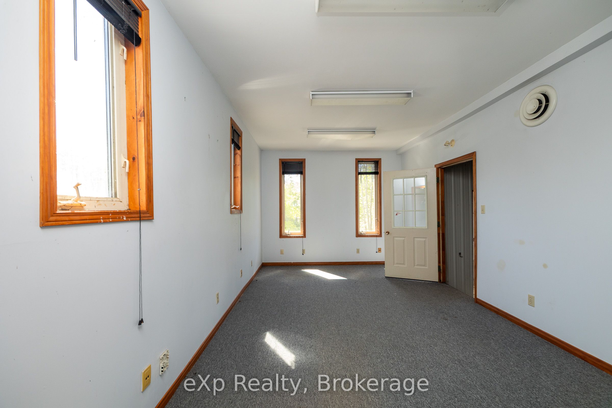 117 East Road Property Photo 13