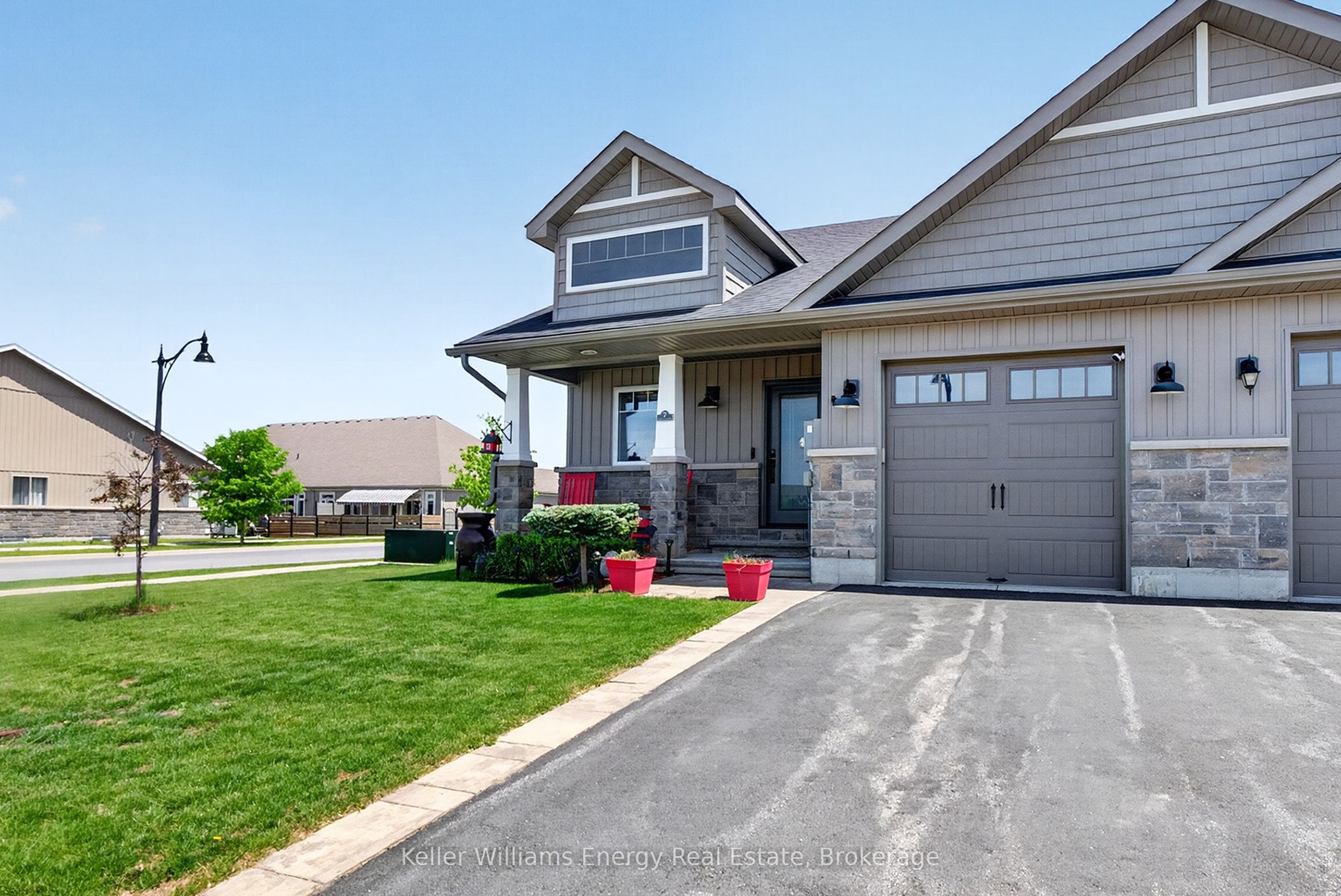 7 Farrington Crescent Property Photo 2